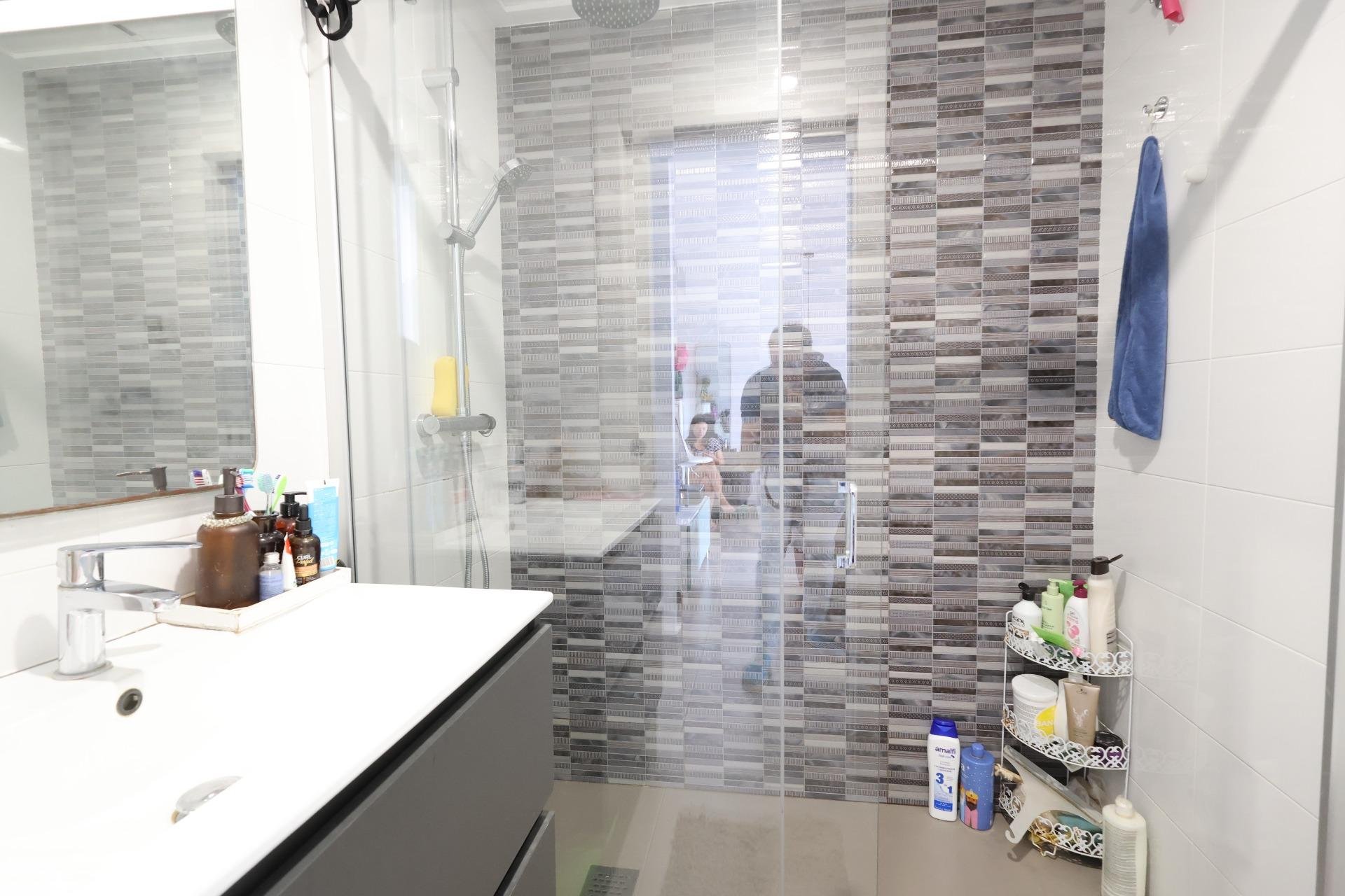 Resale - Bungalow - Pilar de la Horadada - Zona Pueblo