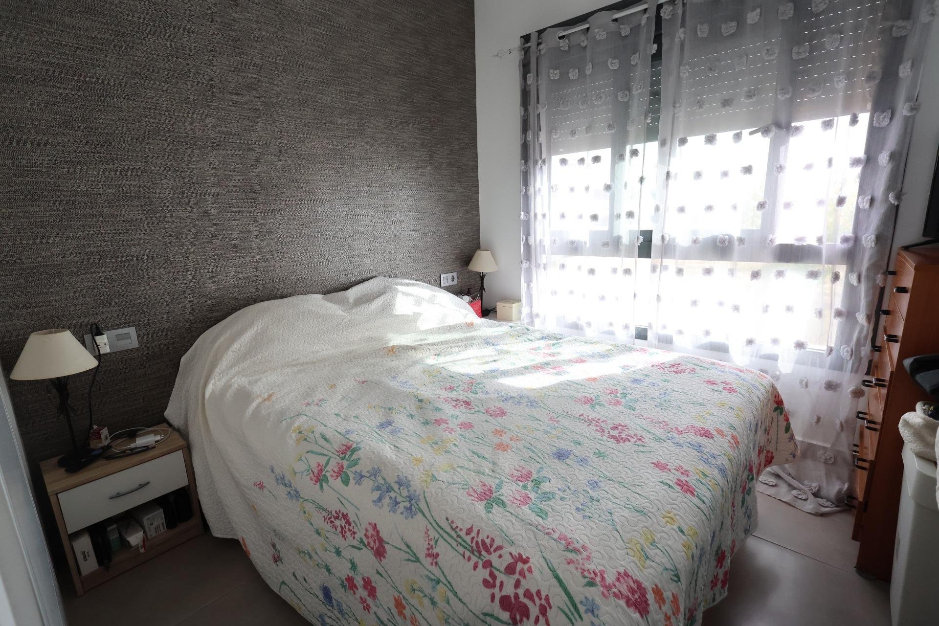 Resale - Bungalow - Pilar de la Horadada - Zona Pueblo