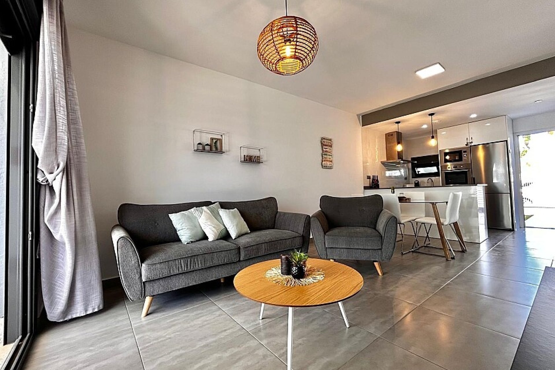 Resale - Bungalow - Pilar de la Horadada