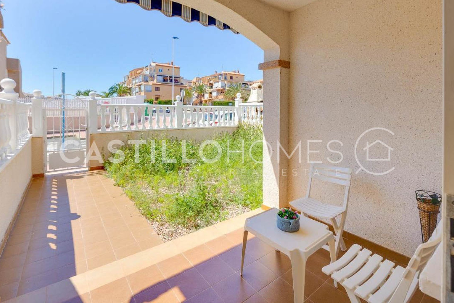 Resale - Bungalow - Torrevieja - Altos de la Bahía