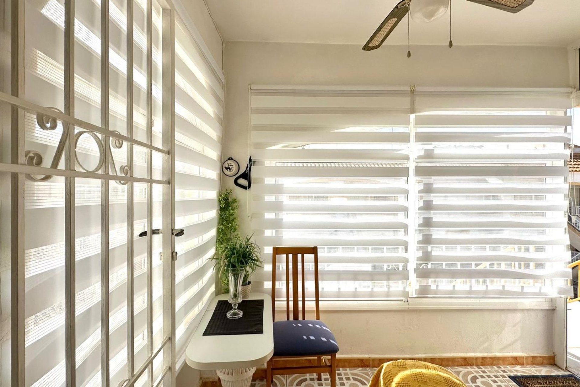 Resale - Bungalow - Torrevieja - La Siesta - El Salado -  Torreta