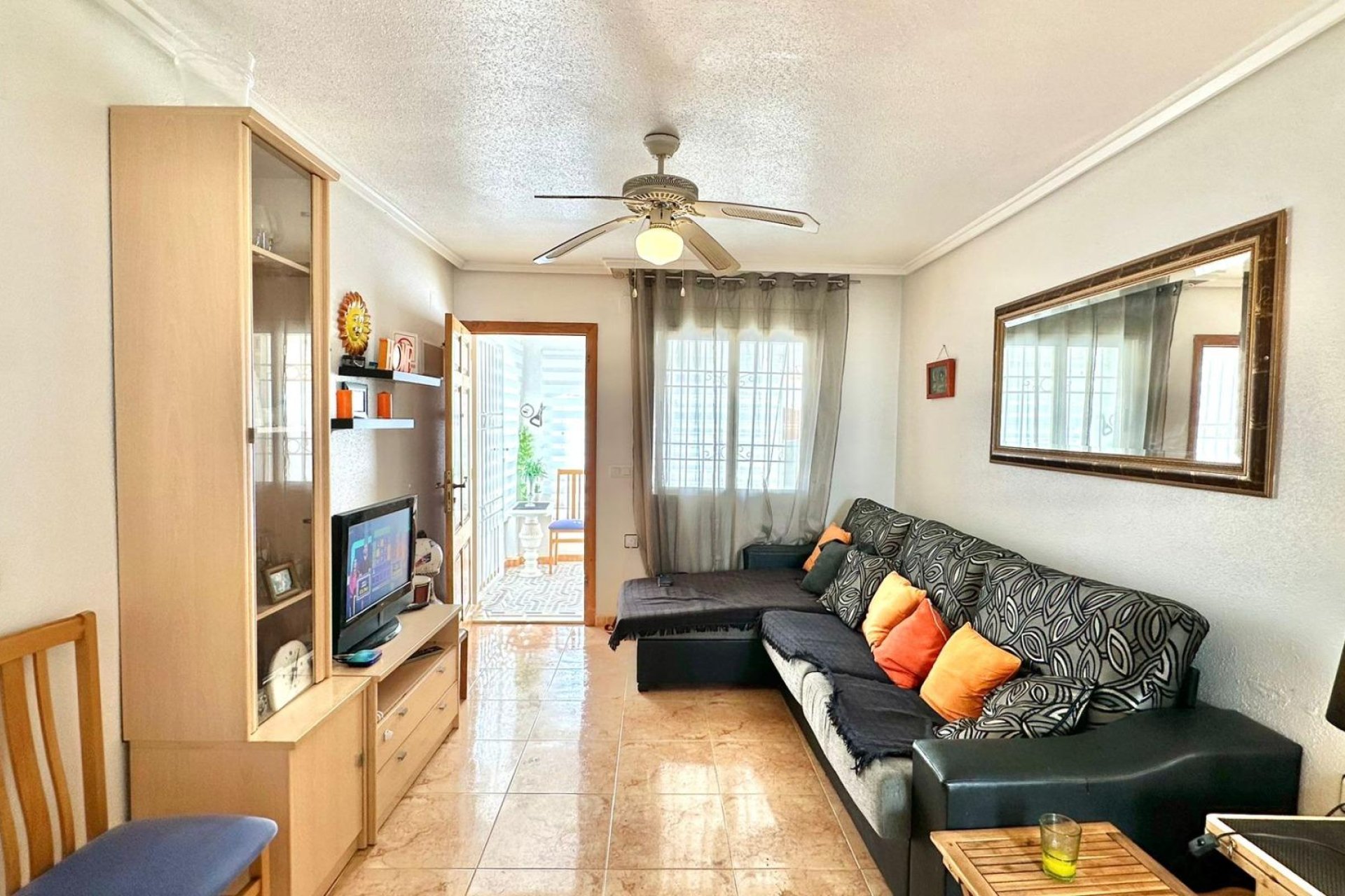 Resale - Bungalow - Torrevieja - La Siesta - El Salado -  Torreta