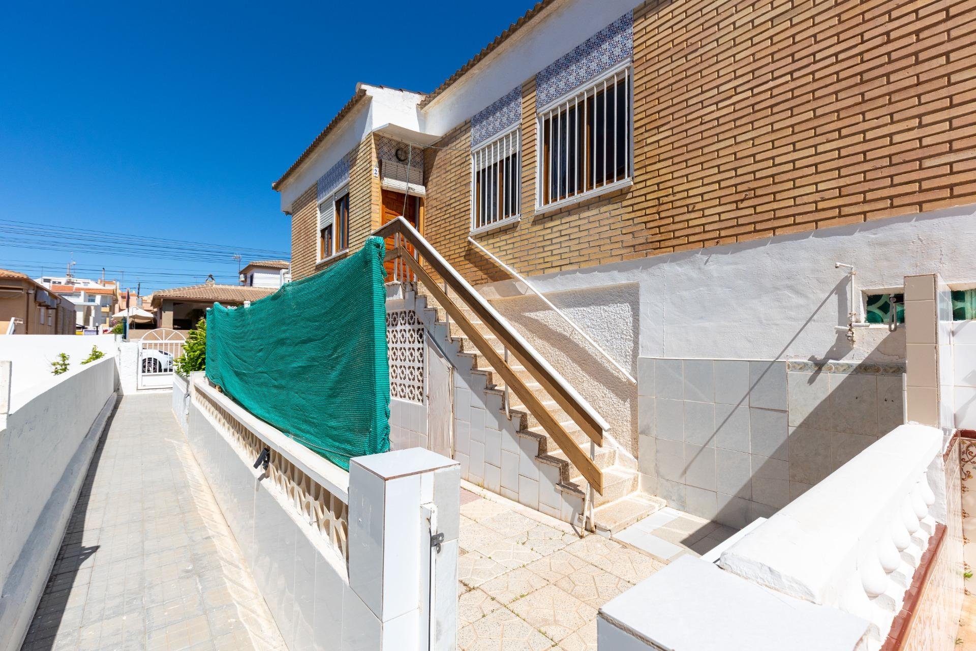 Resale - Bungalow - Torrevieja - Los Europeos