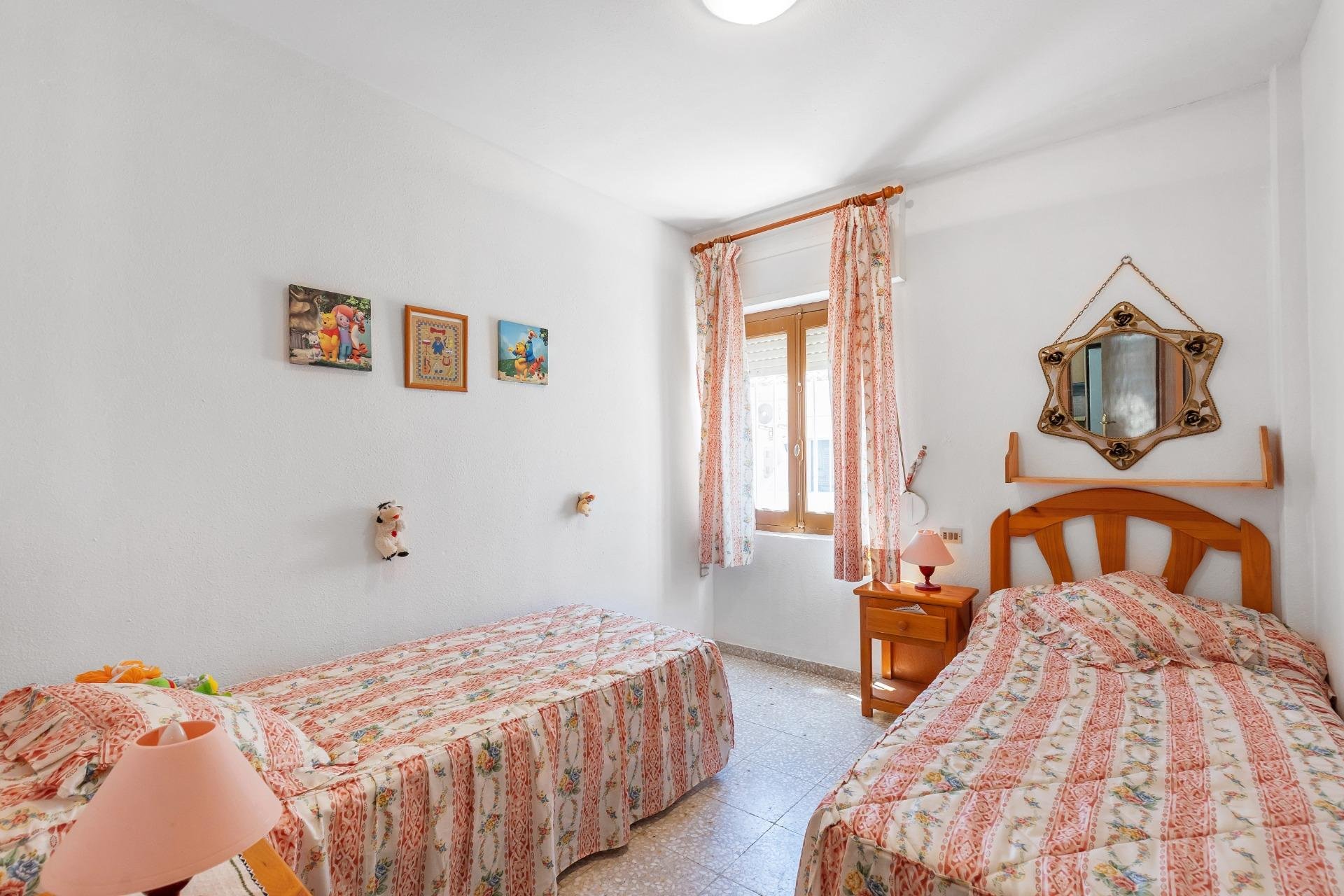 Resale - Bungalow - Torrevieja - Los Europeos