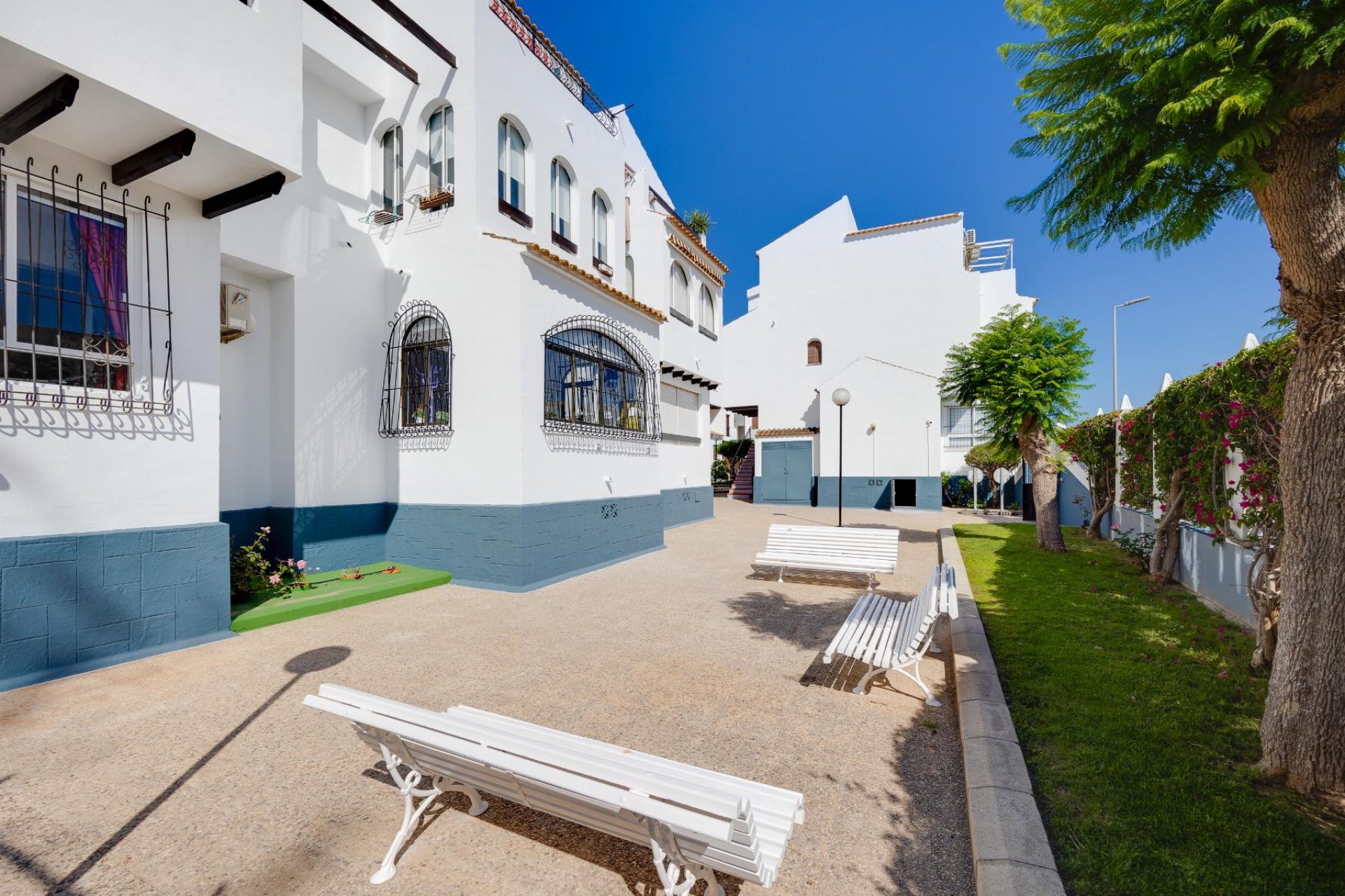 Resale - Bungalow - Torrevieja - playa de los naufragos