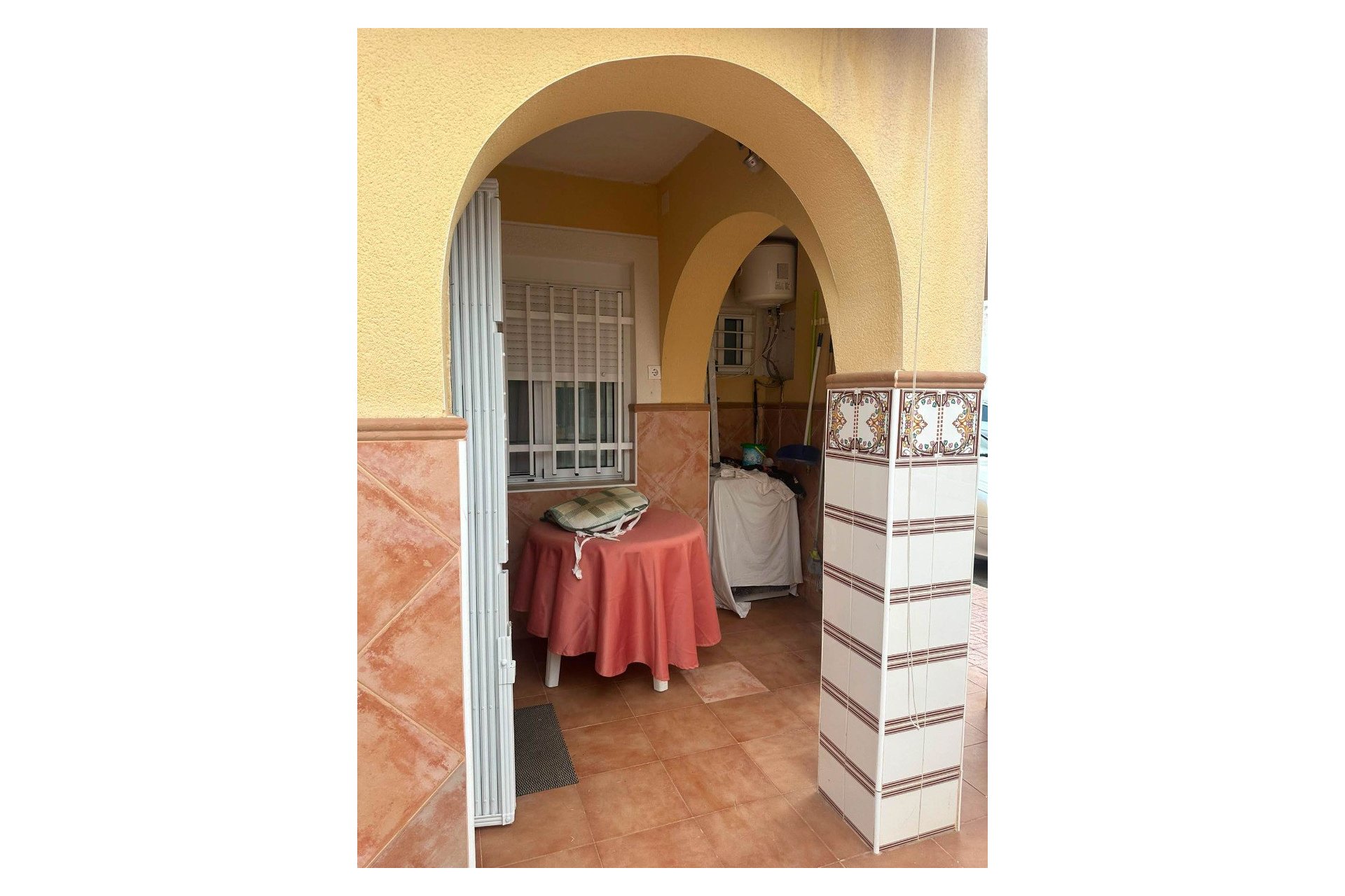 Resale - Bungalow - Torrevieja - Urb. Rosaleda