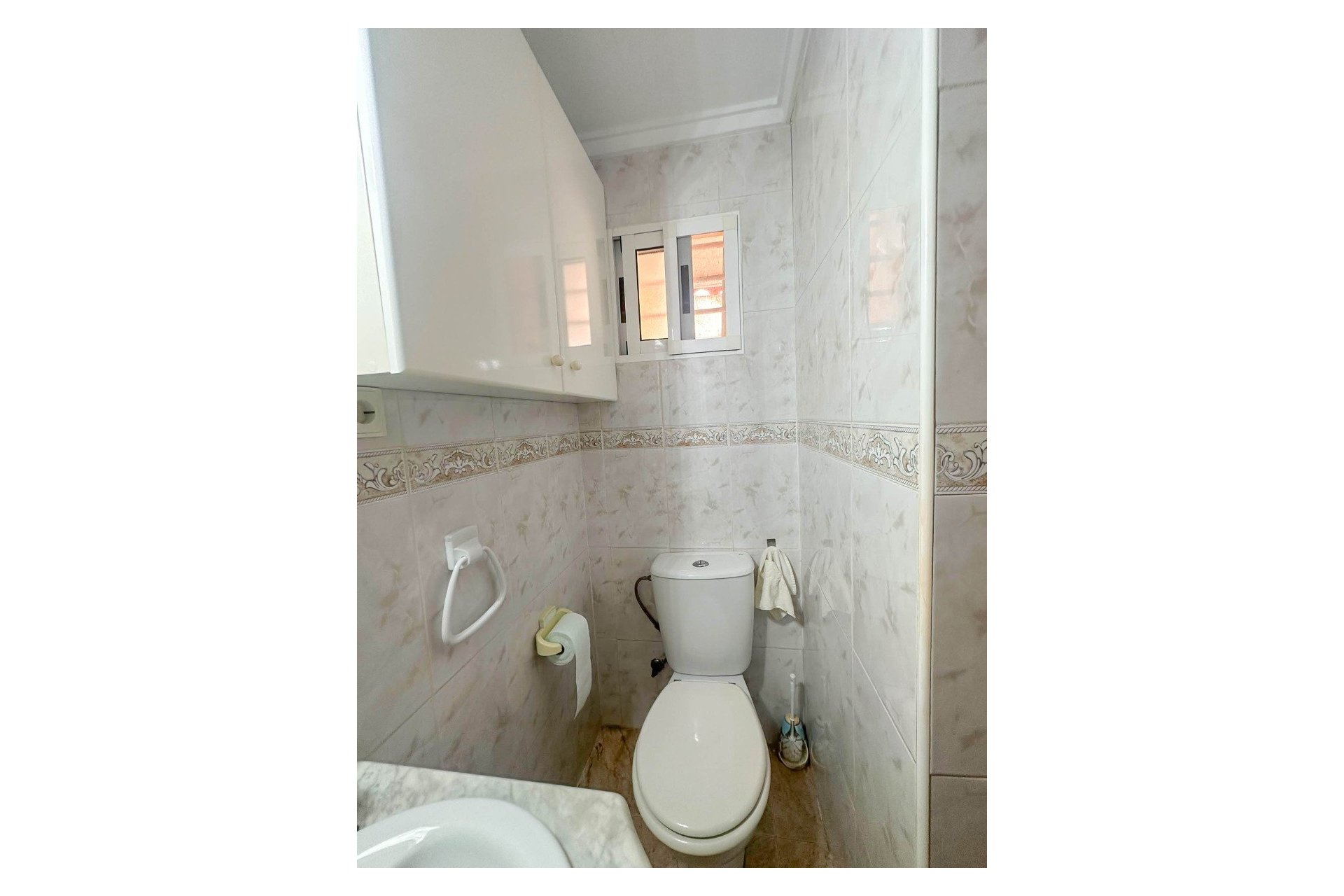 Resale - Bungalow - Torrevieja - Urb. Rosaleda