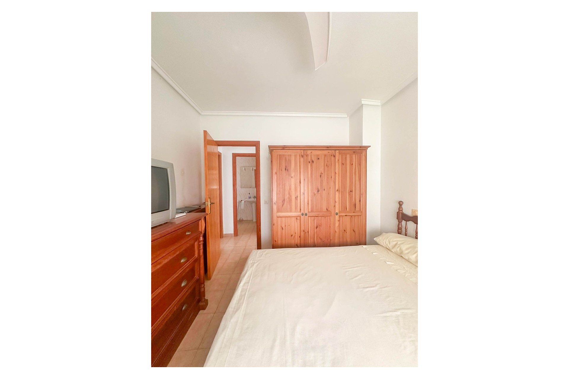Resale - Bungalow - Torrevieja - Urb. Rosaleda