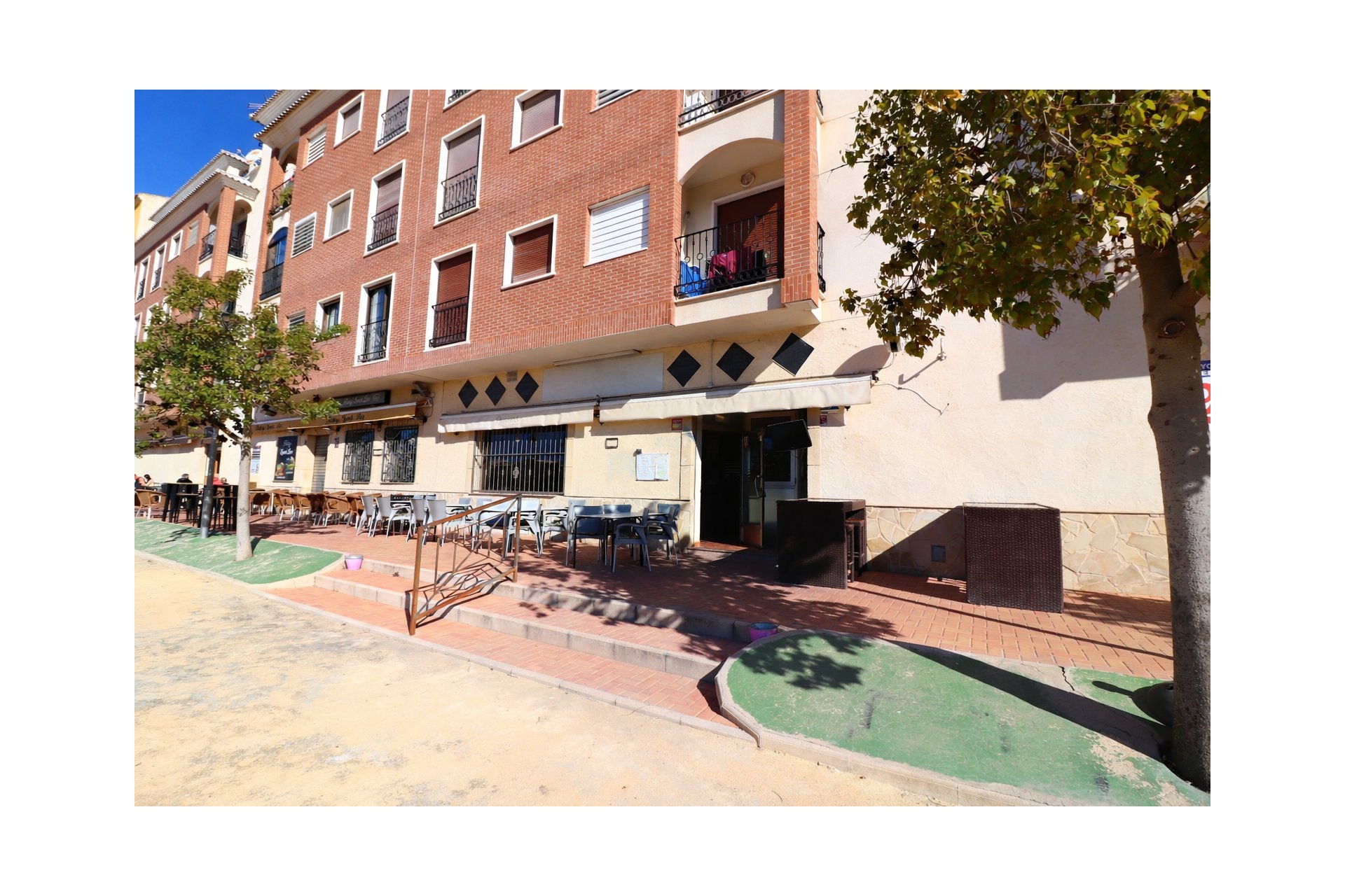Resale - Commercial - Formentera del Segura - Formentera - Village