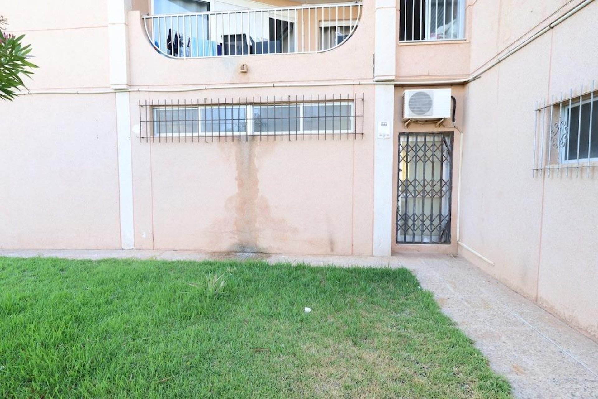 Resale - Commercial - Orihuela Costa - La Zenia