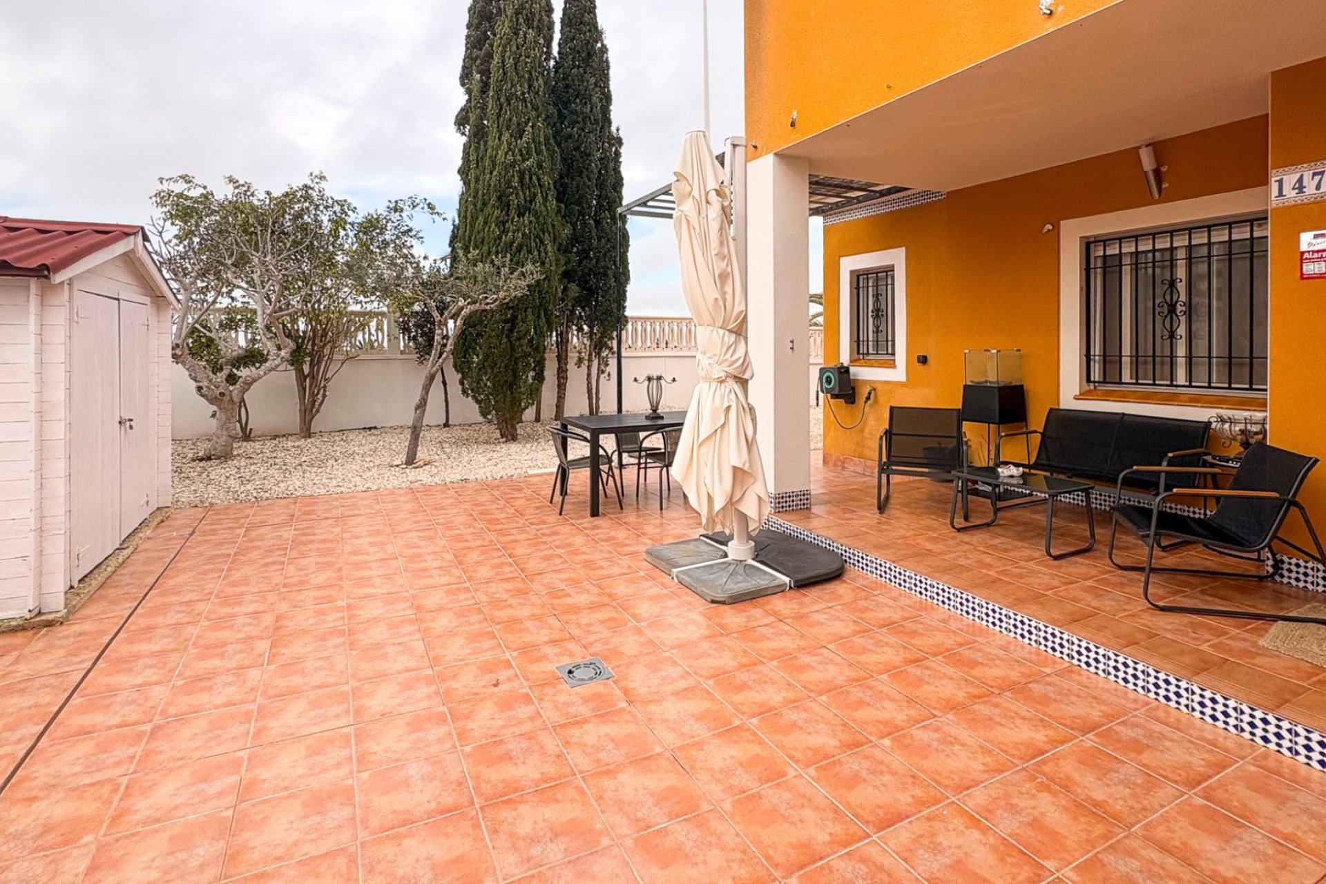 Resale - Townhouse - Arenales del Sol
