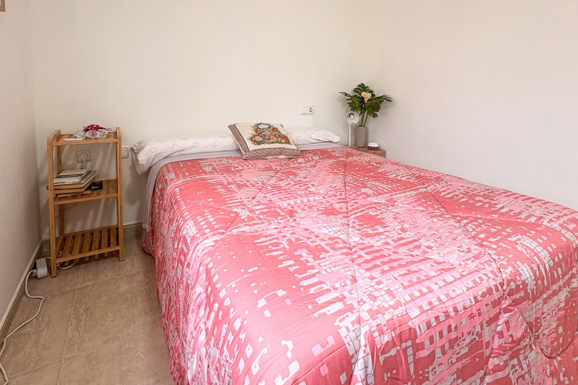 Resale - Townhouse - Arenales del Sol