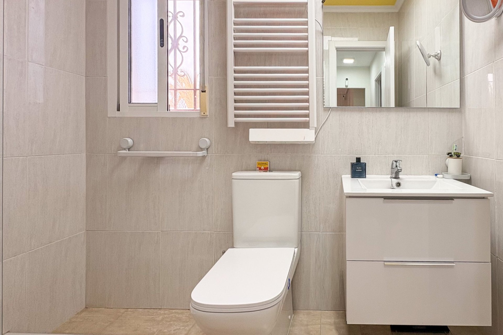 Resale - Townhouse - Arenales del Sol