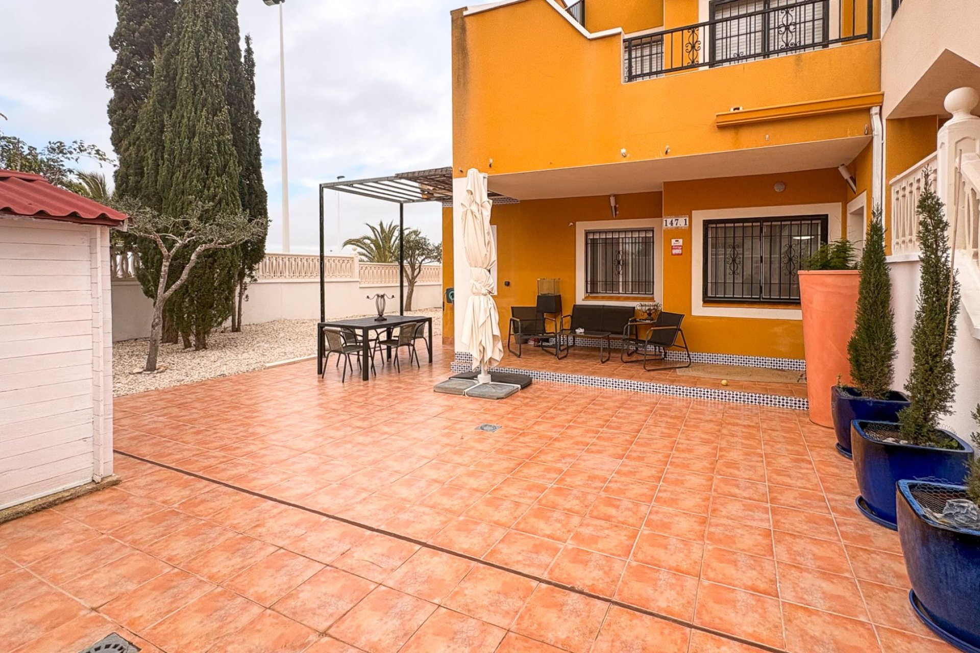 Resale - Townhouse - Arenales del Sol