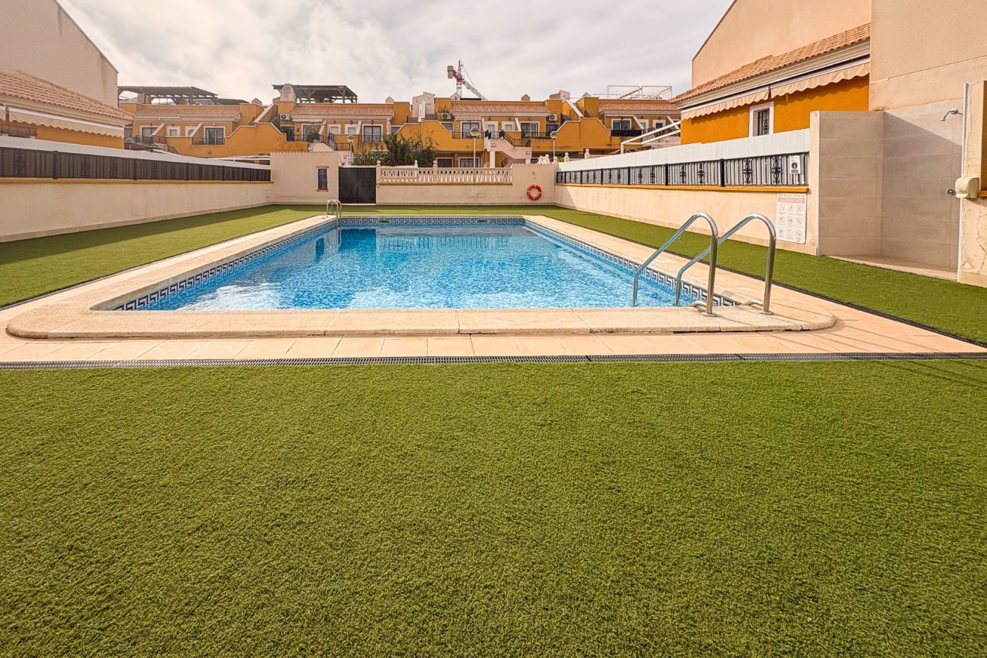 Resale - Townhouse - Arenales del Sol