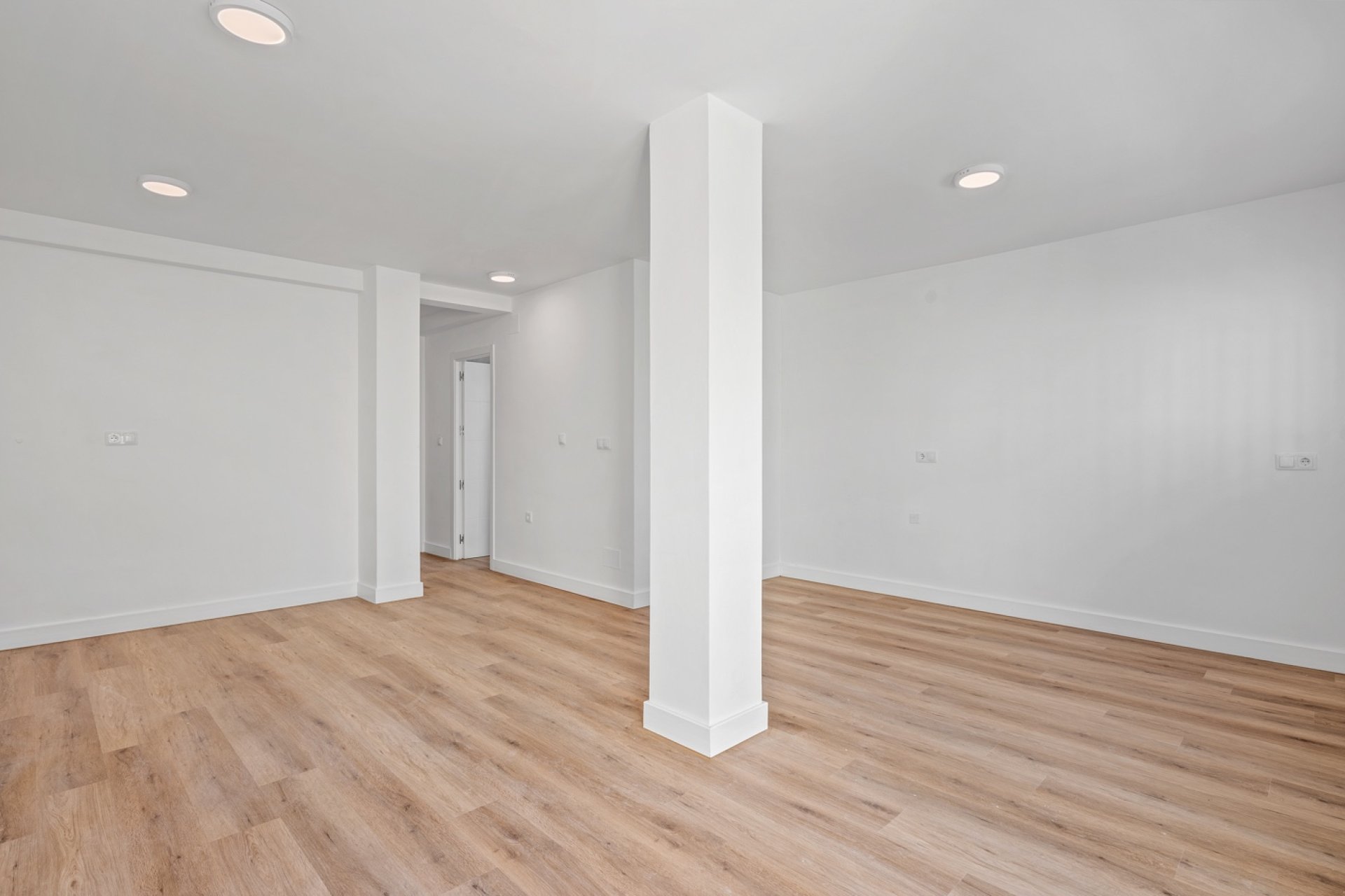 Resale - Townhouse - Benimar