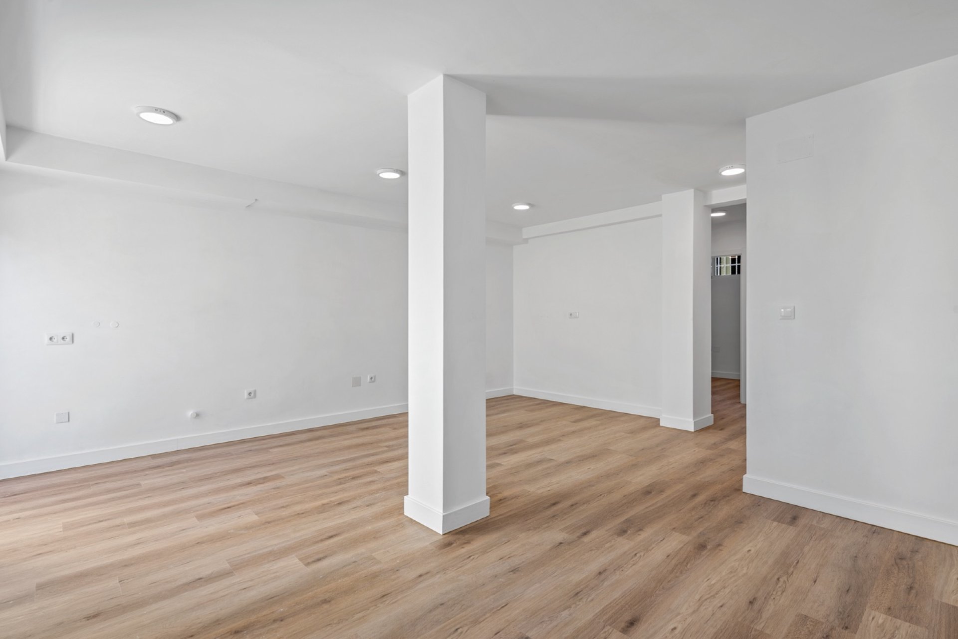 Resale - Townhouse - Benimar