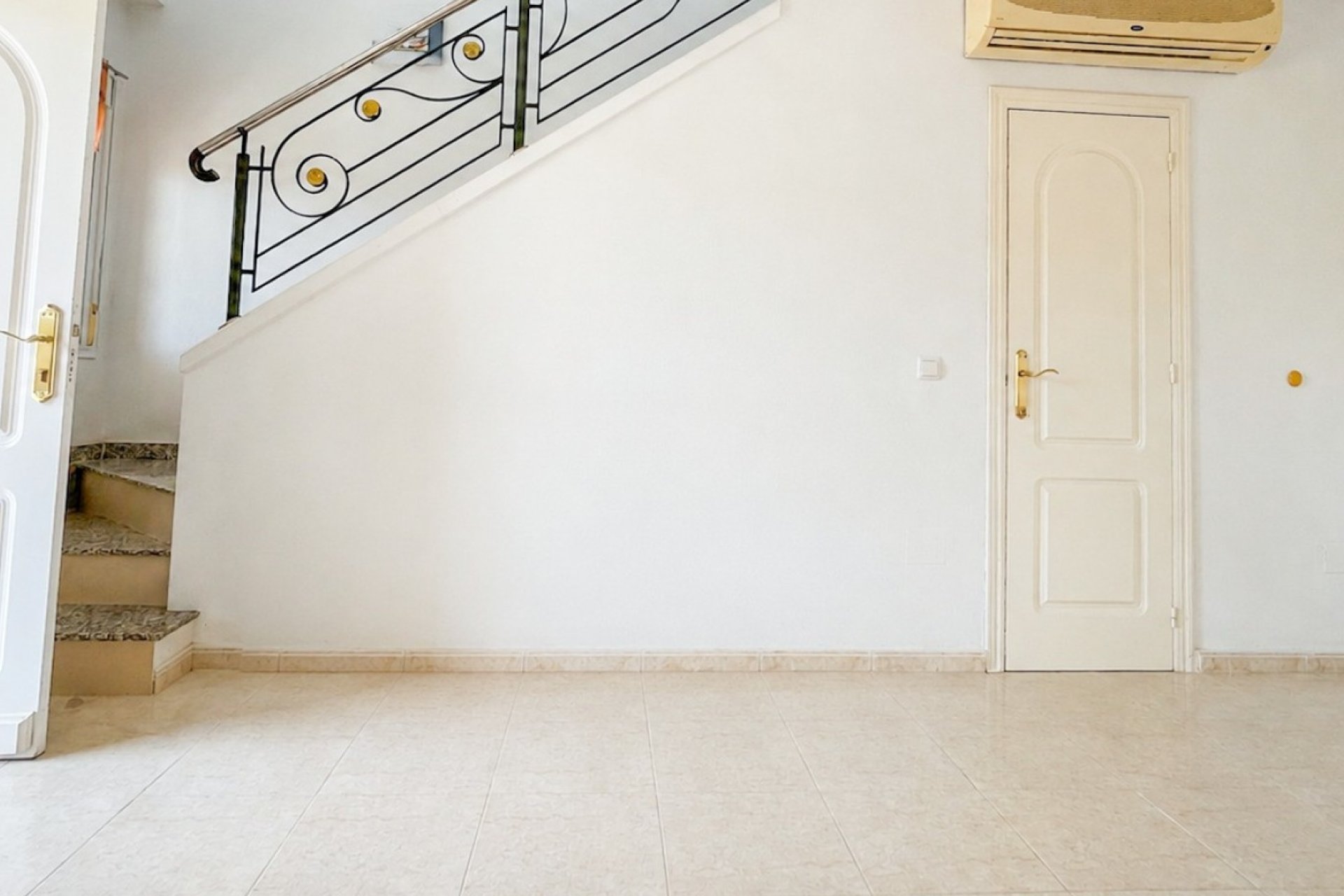 Resale - Townhouse - Ciudad Quesada - Doña Pepa