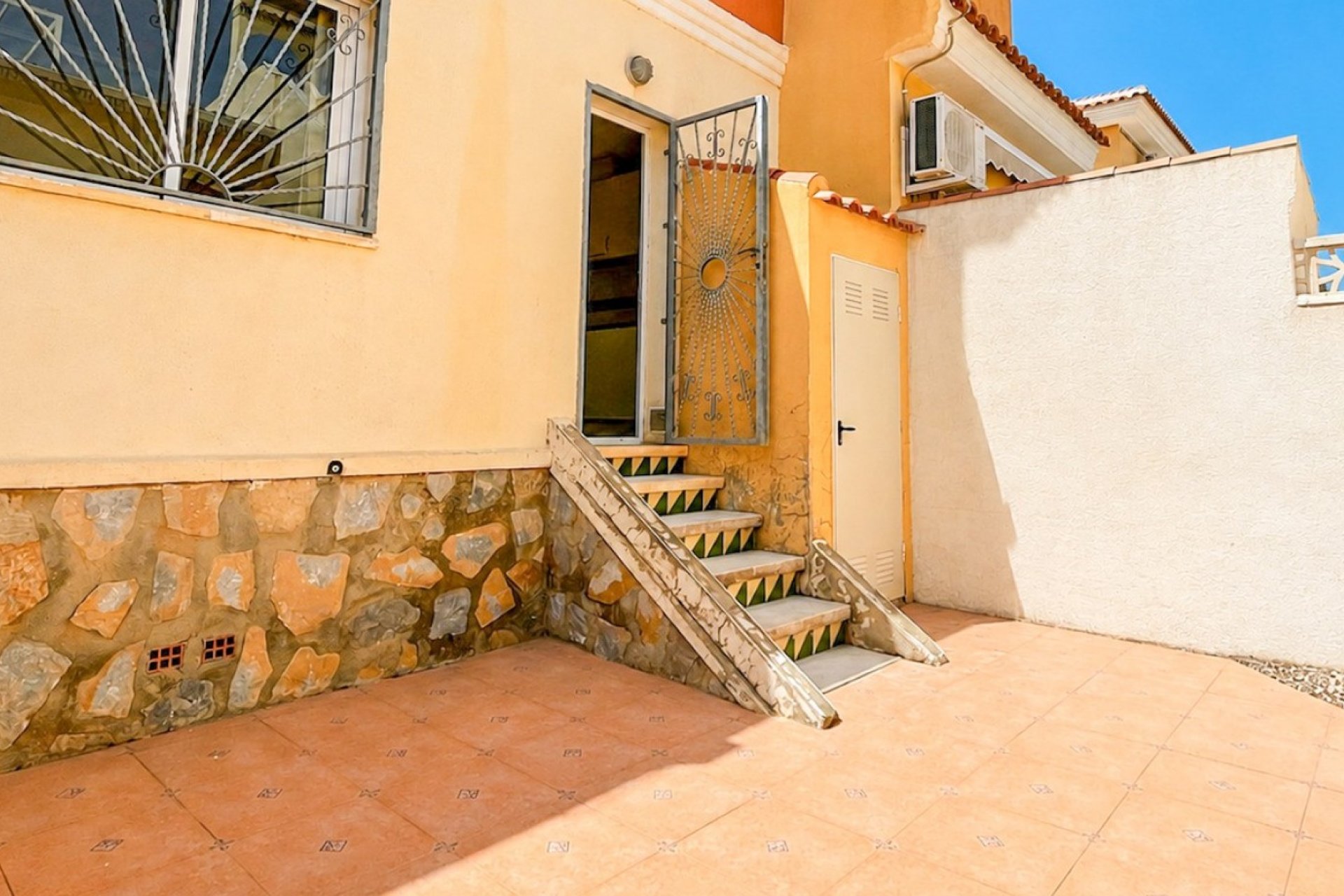 Resale - Townhouse - Ciudad Quesada - Doña Pepa