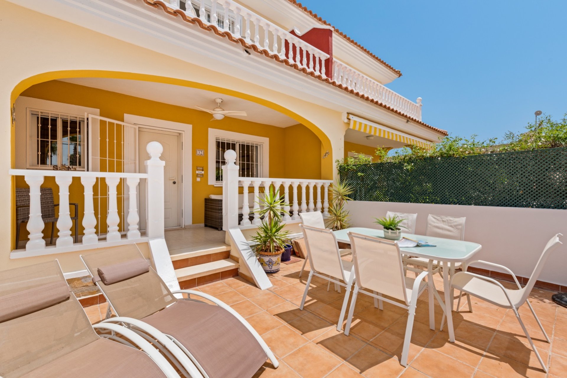 Resale - Townhouse - Ciudad Quesada - Doña pepa