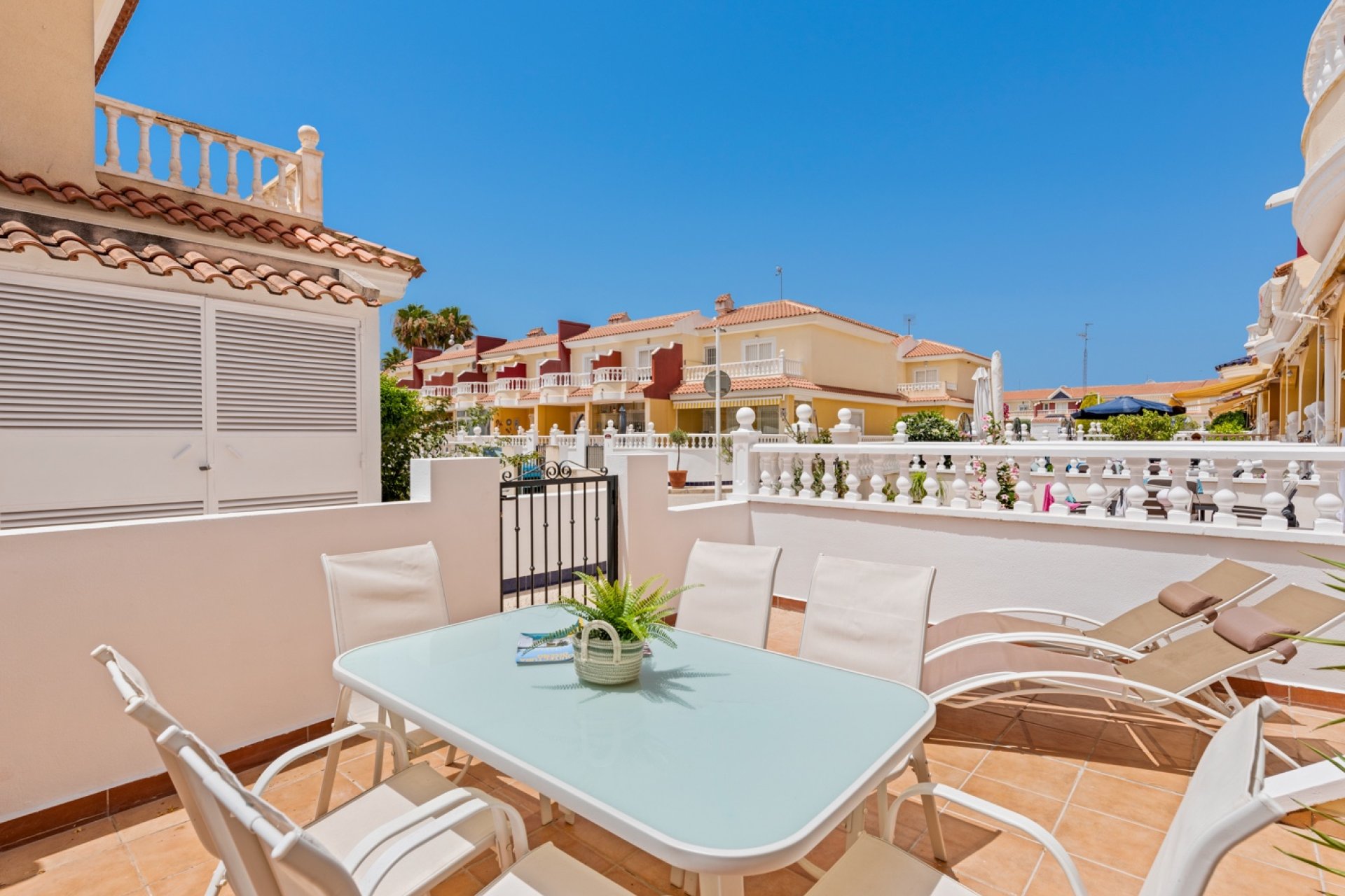 Resale - Townhouse - Ciudad Quesada - Doña pepa