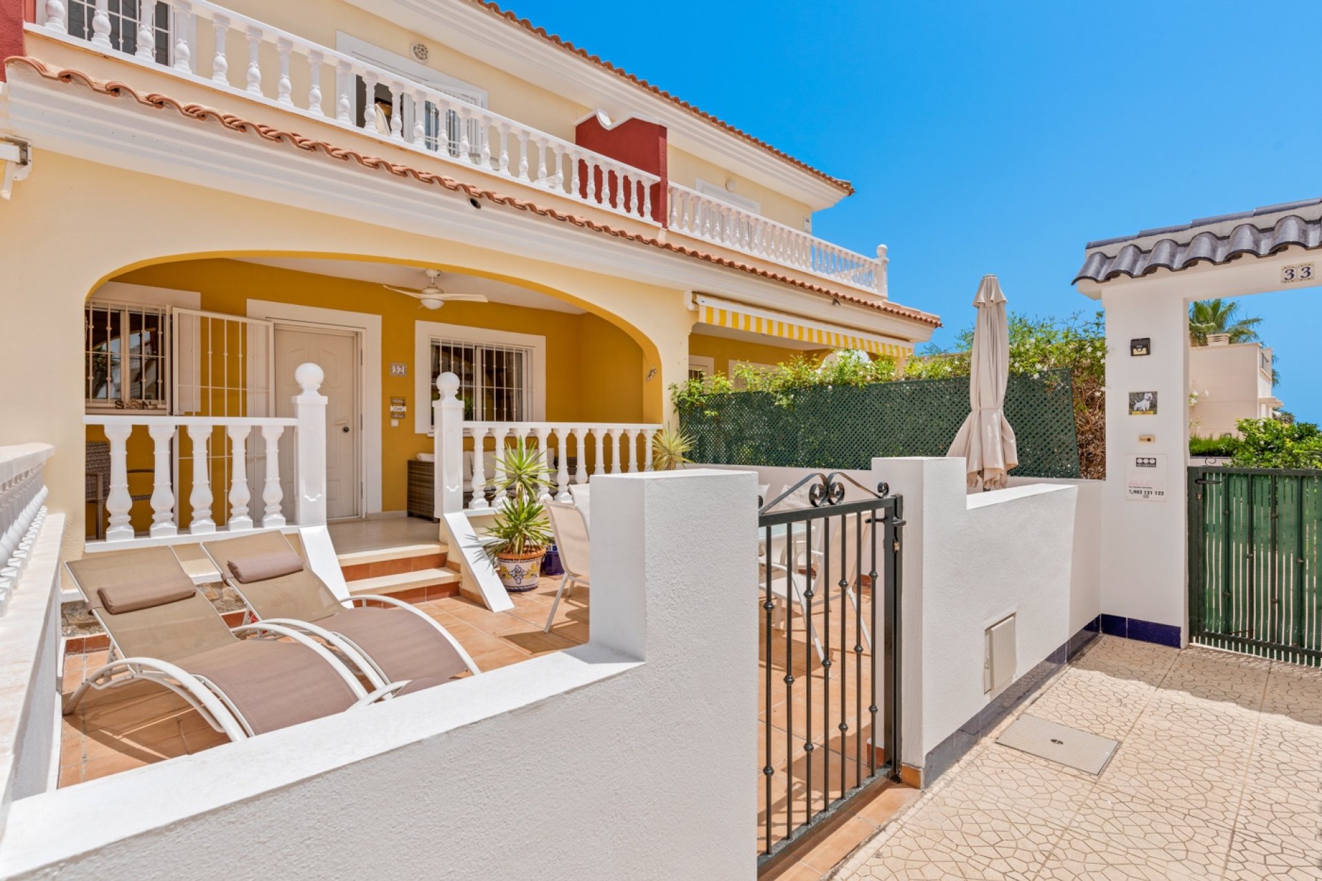 Resale - Townhouse - Ciudad Quesada - Doña pepa