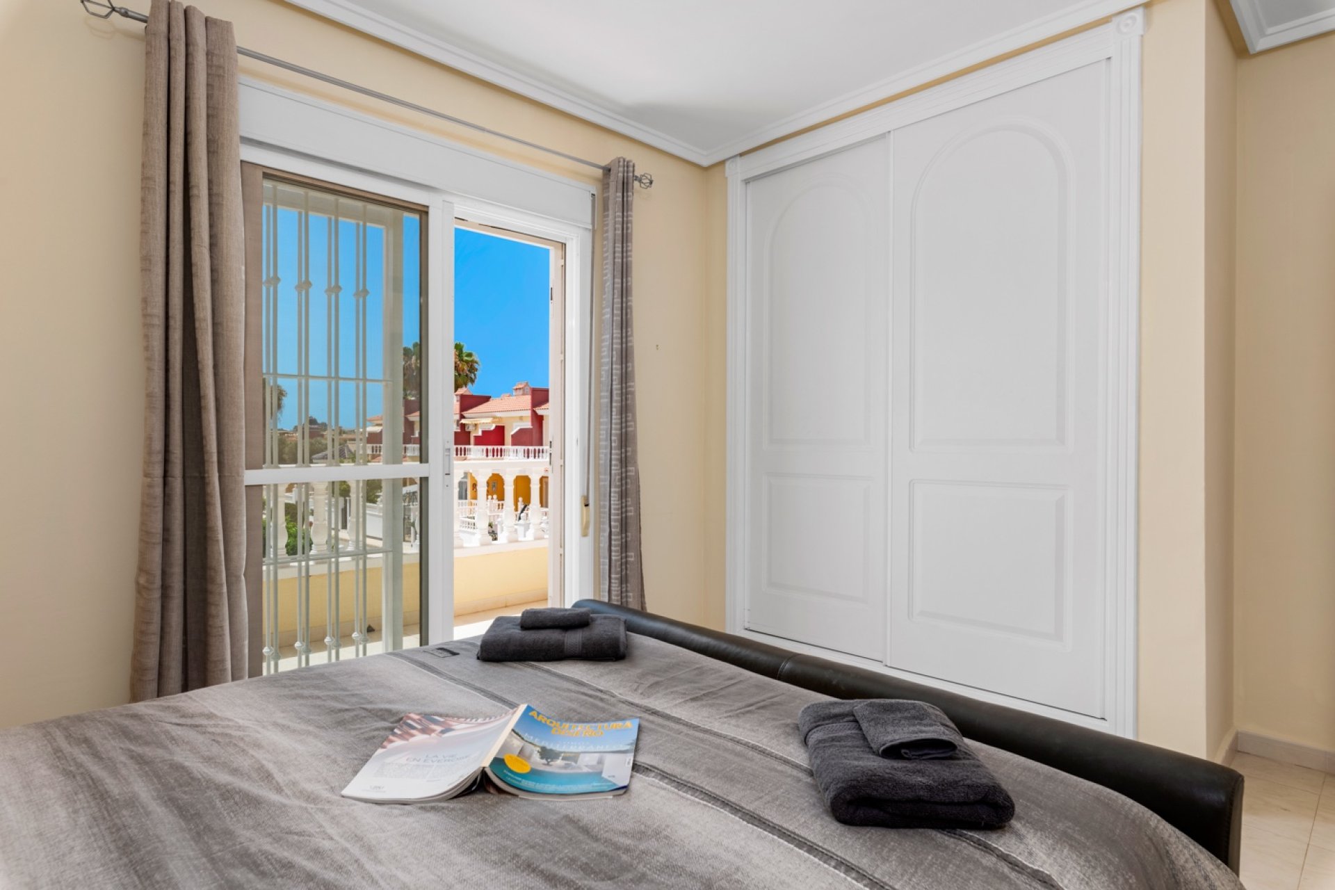 Resale - Townhouse - Ciudad Quesada - Doña pepa