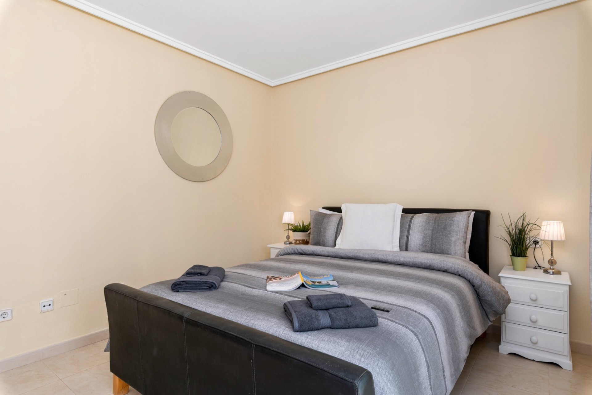 Resale - Townhouse - Ciudad Quesada - Doña pepa