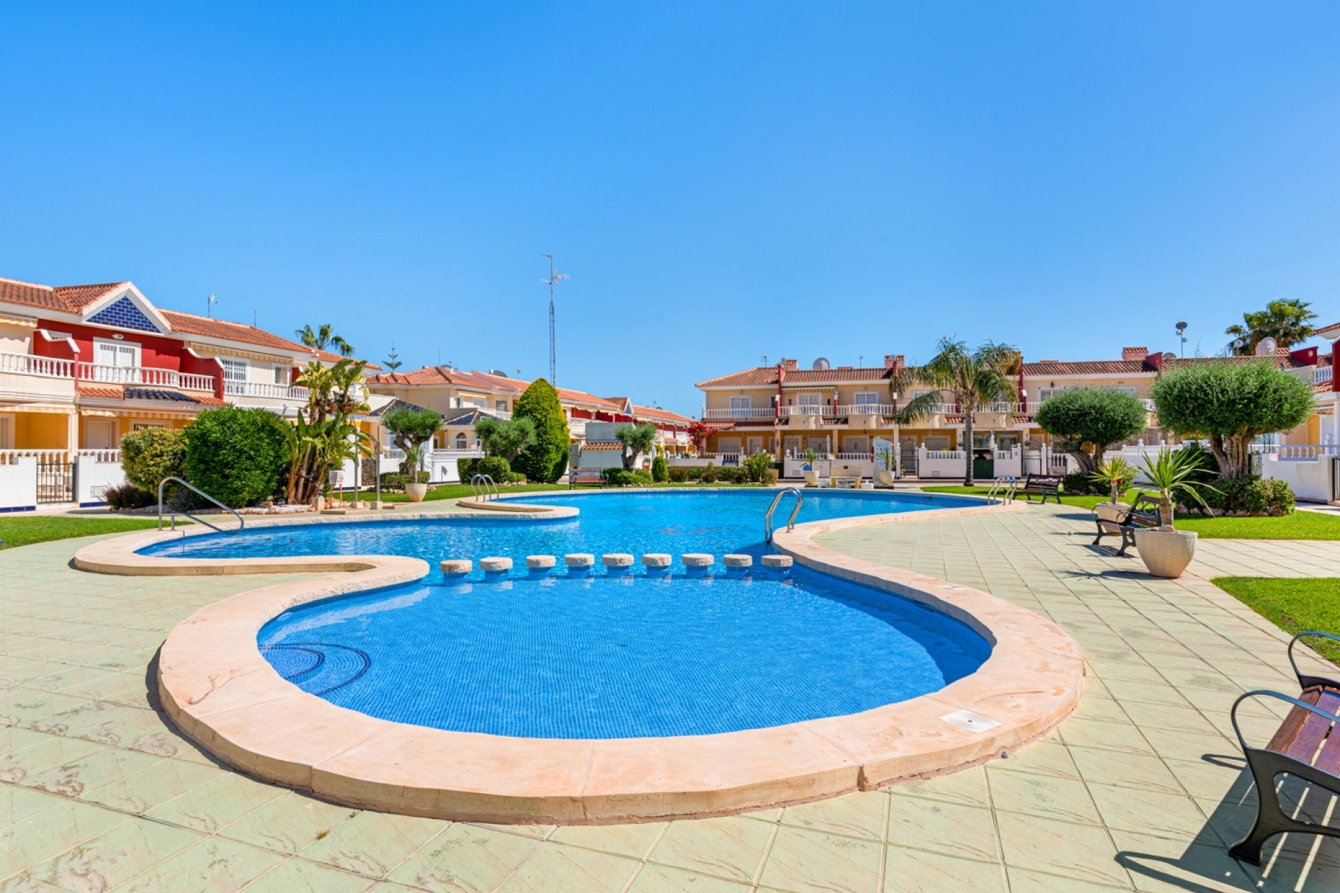 Resale - Townhouse - Ciudad Quesada - Doña pepa