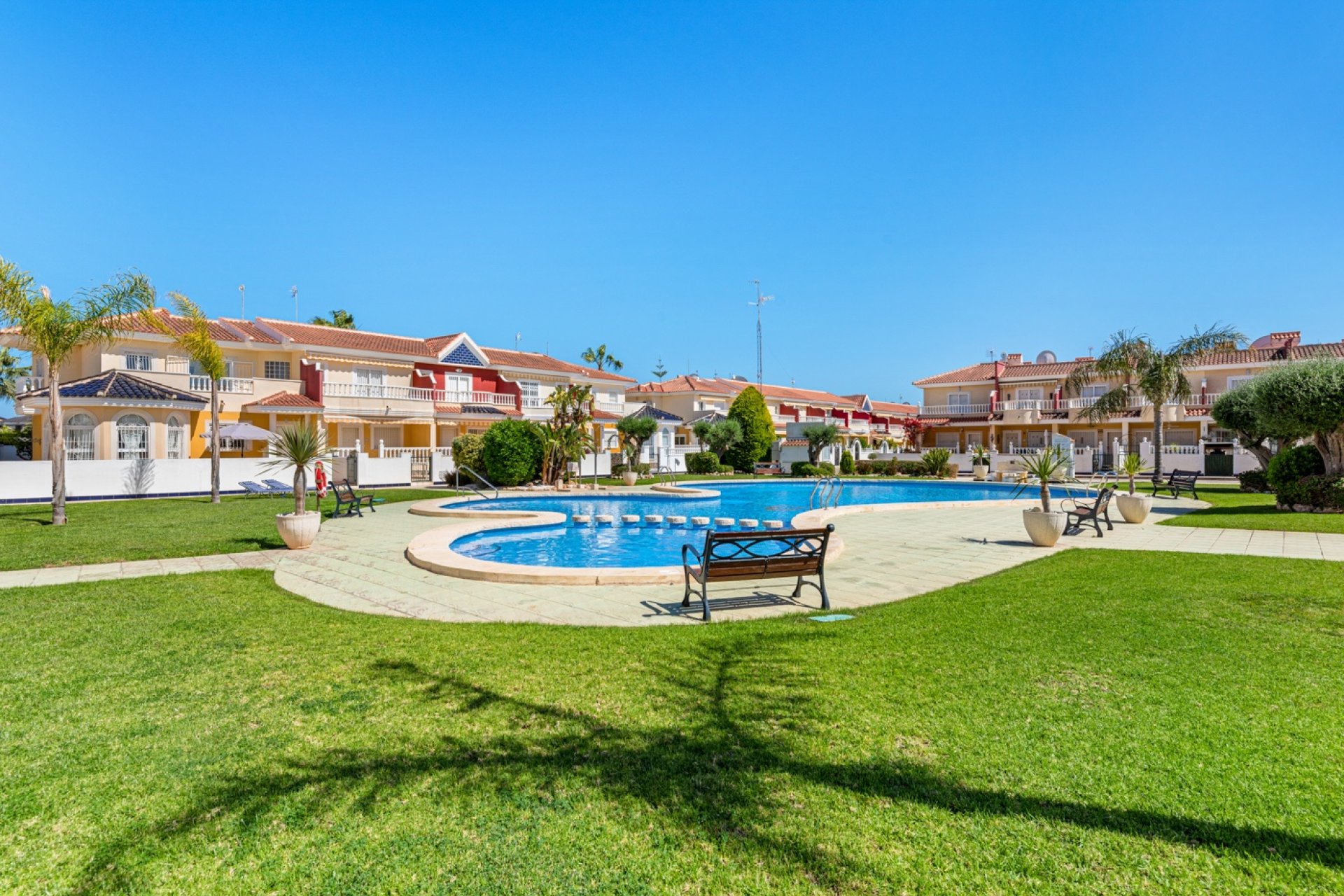 Resale - Townhouse - Ciudad Quesada - Doña pepa