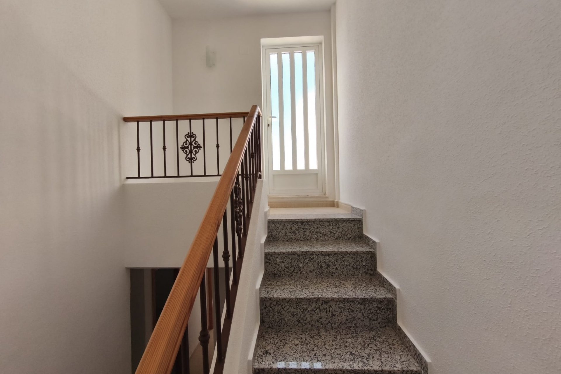Resale - Townhouse - Ciudad Quesada - Lo Marabu