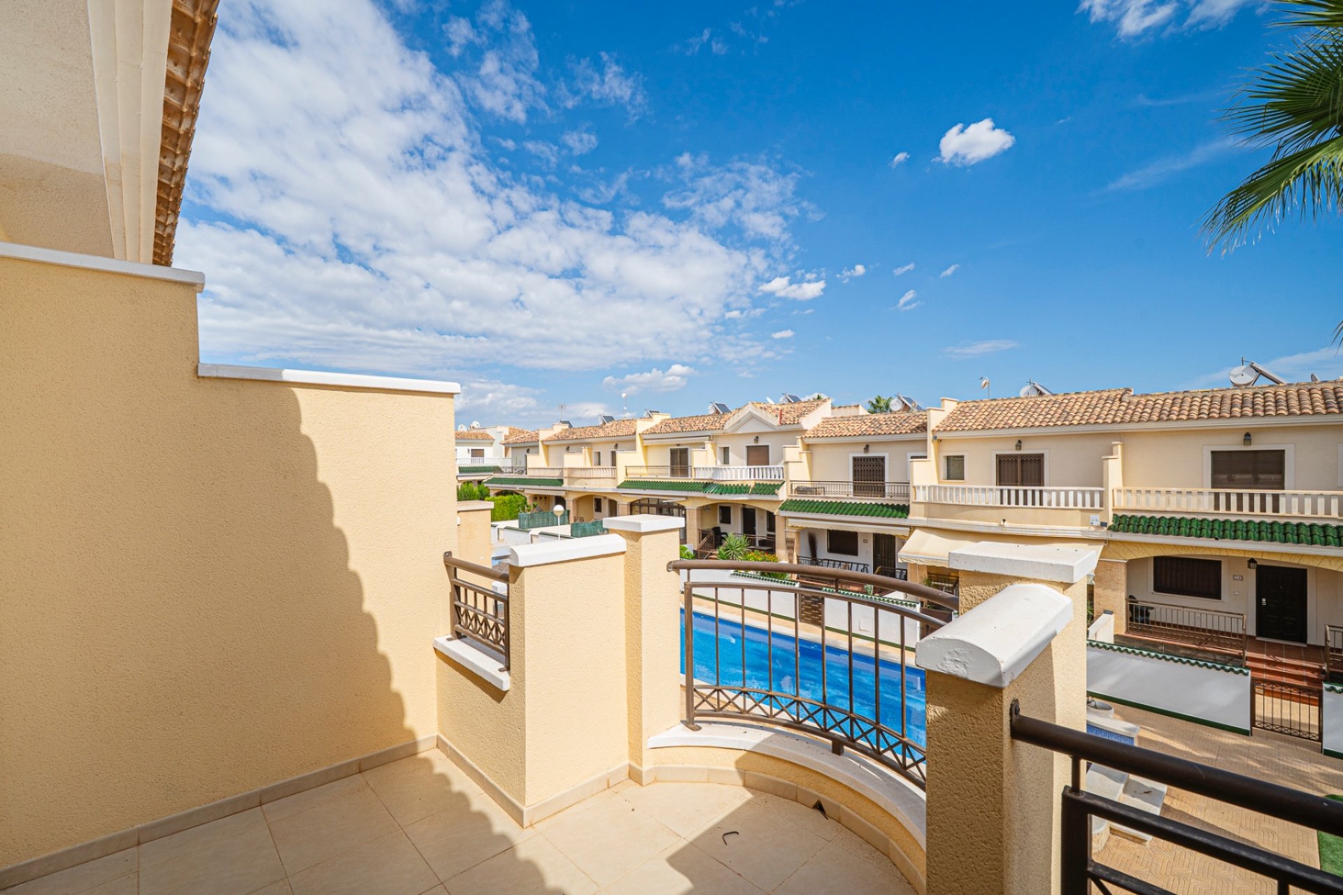 Resale - Townhouse - Ciudad Quesada - Lo Marabú