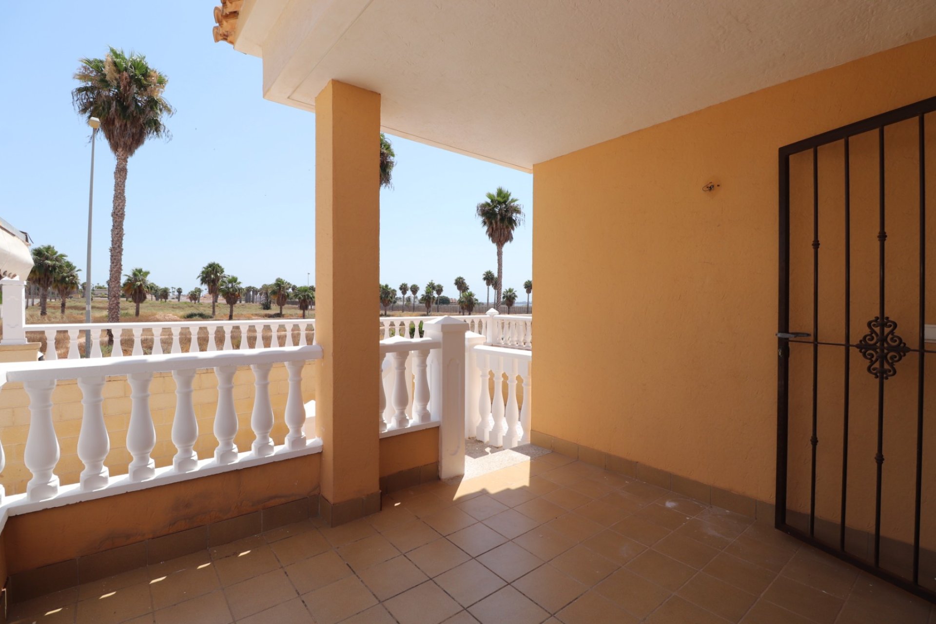 Resale - Townhouse - Ciudad Quesada - Lo Marabu