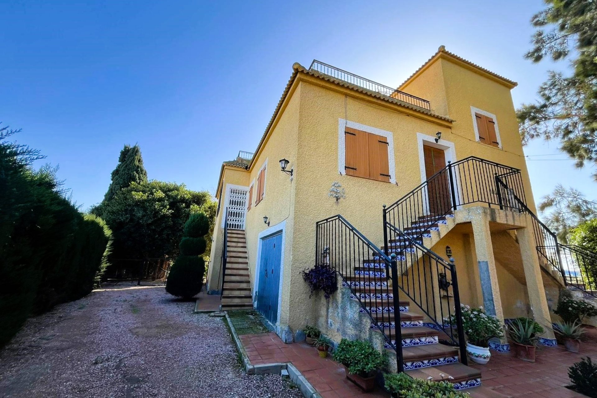 Resale - Townhouse - Daya Nueva - Pueblo