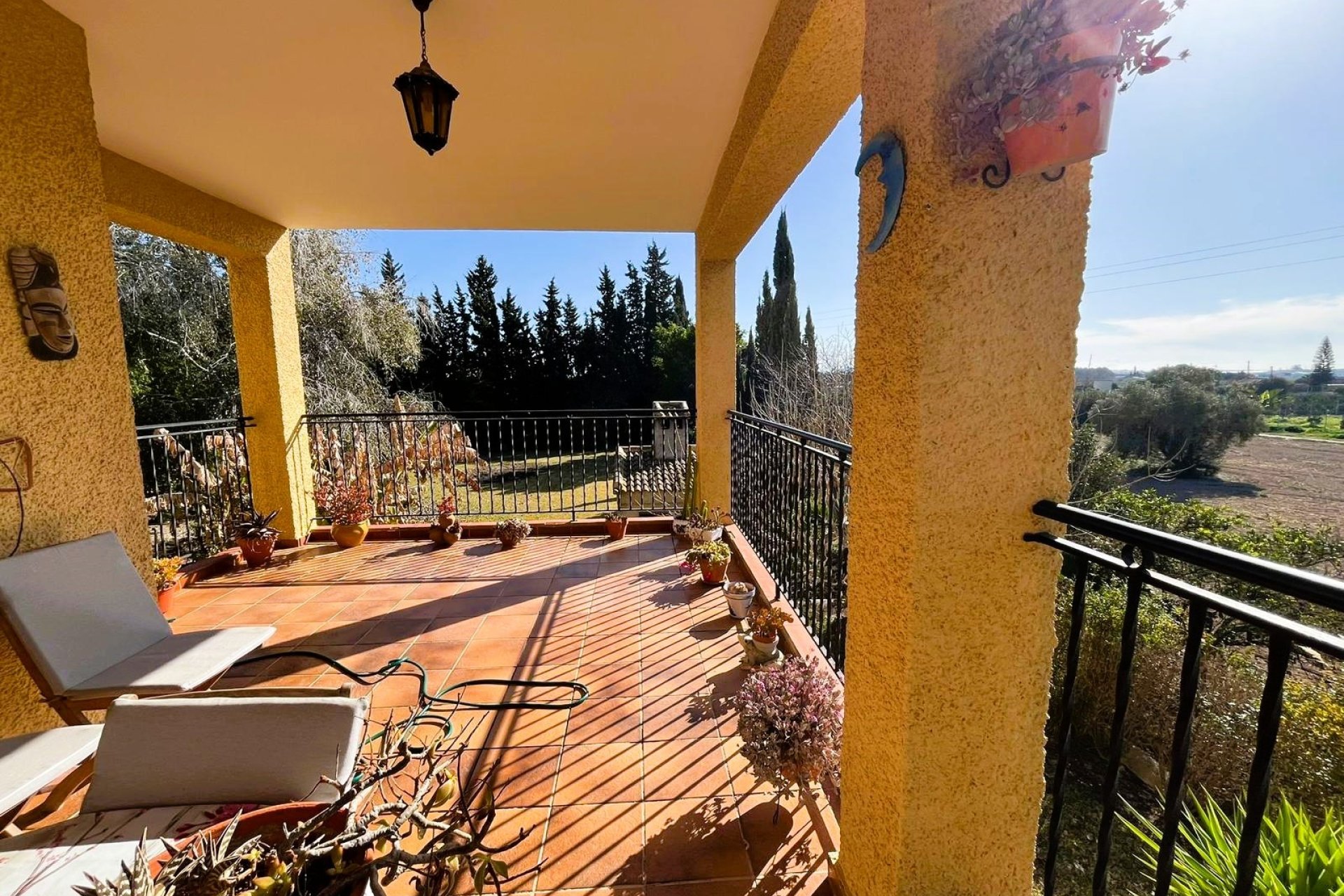Resale - Townhouse - Daya Nueva - Pueblo