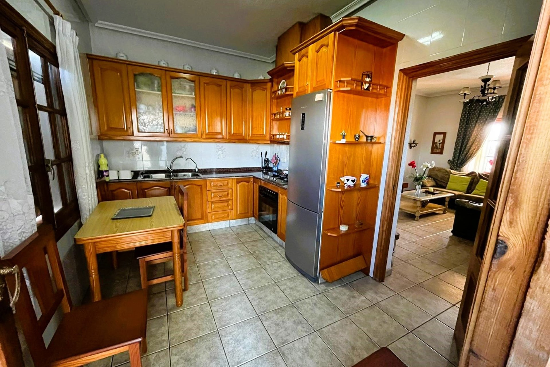 Resale - Townhouse - Daya Nueva - Pueblo