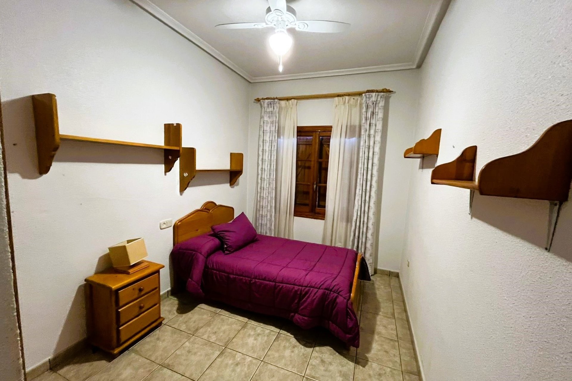 Resale - Townhouse - Daya Nueva - Pueblo