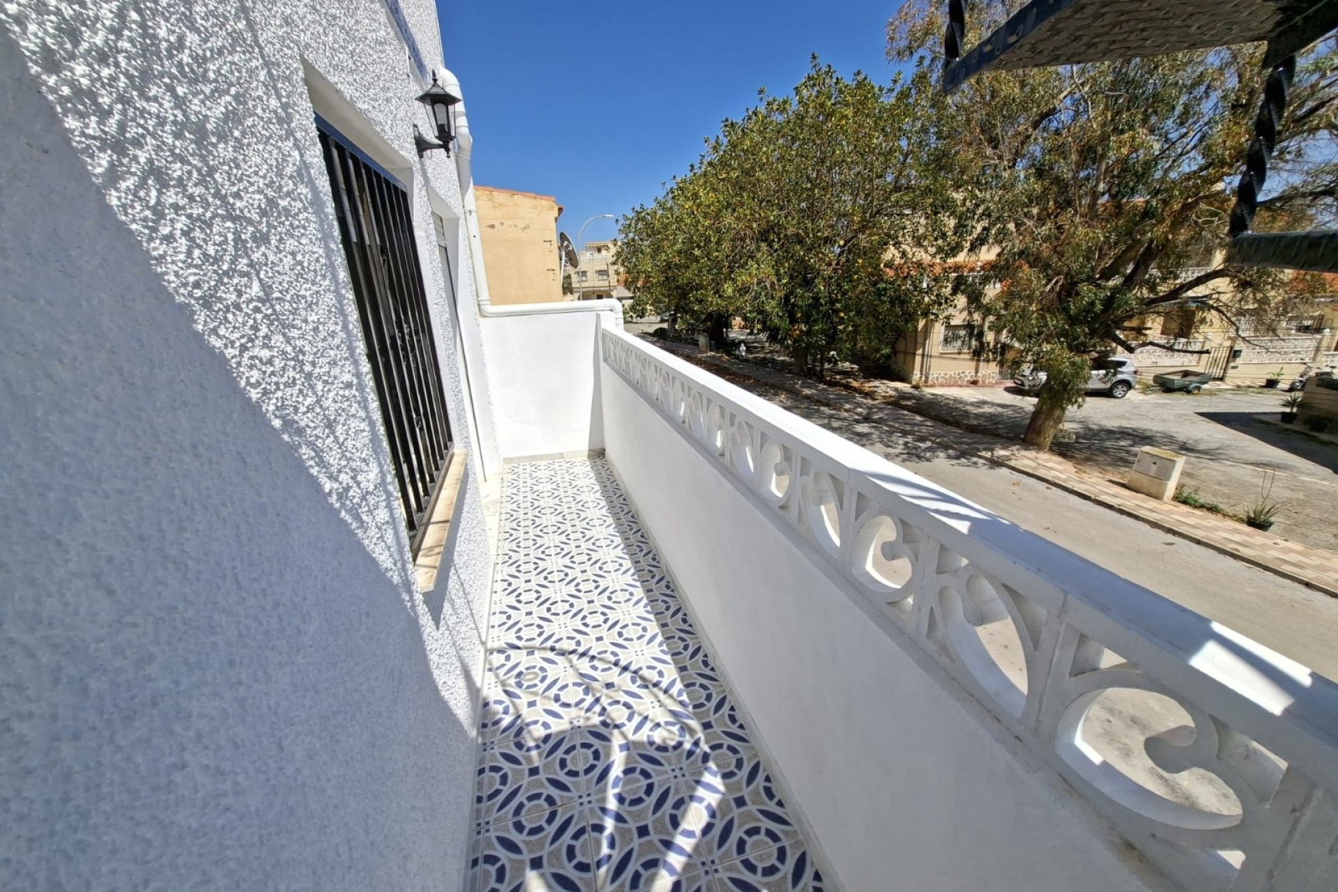 Resale - Townhouse - La Marina - La Marina - Urbanization