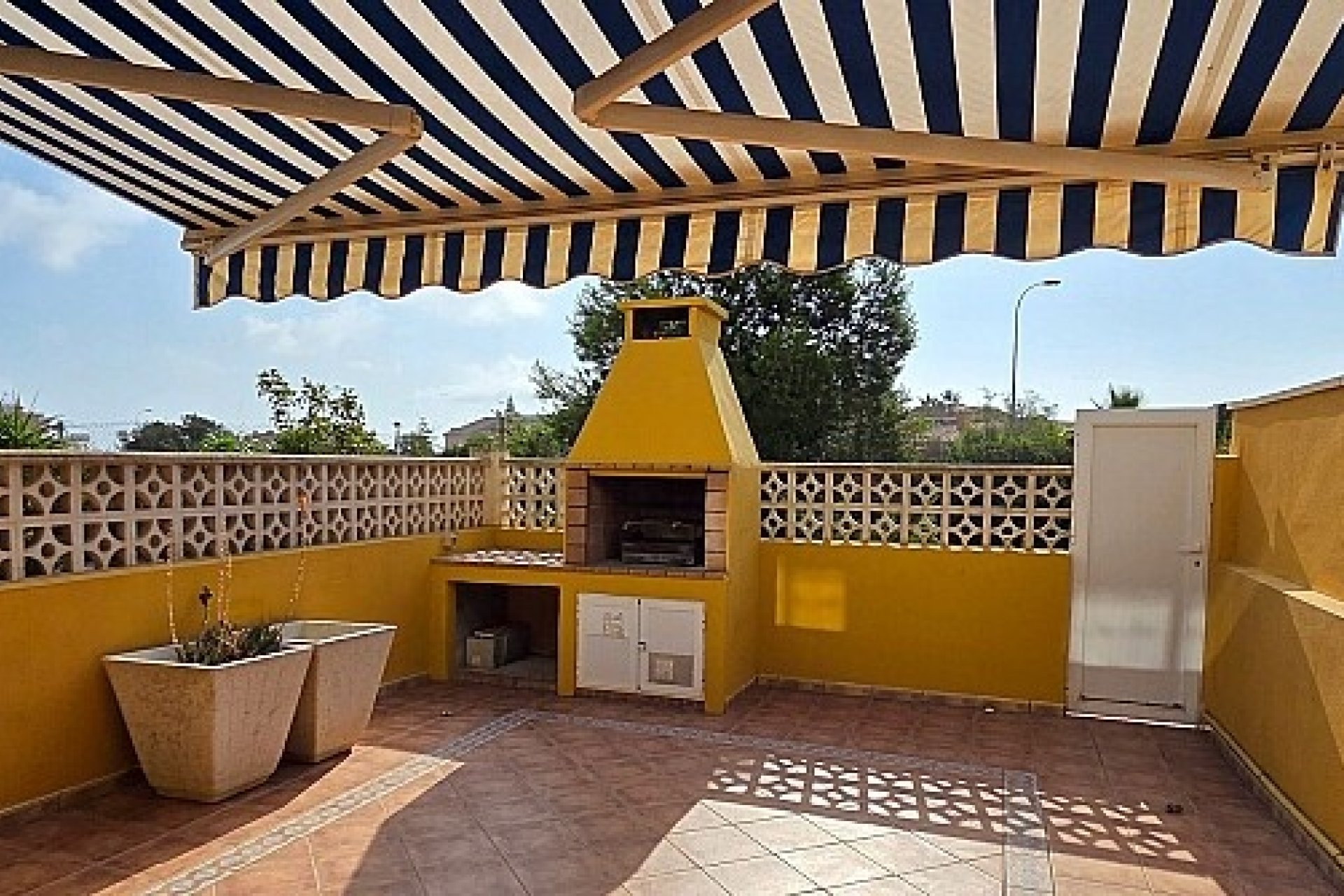 Resale - Townhouse - La Mata