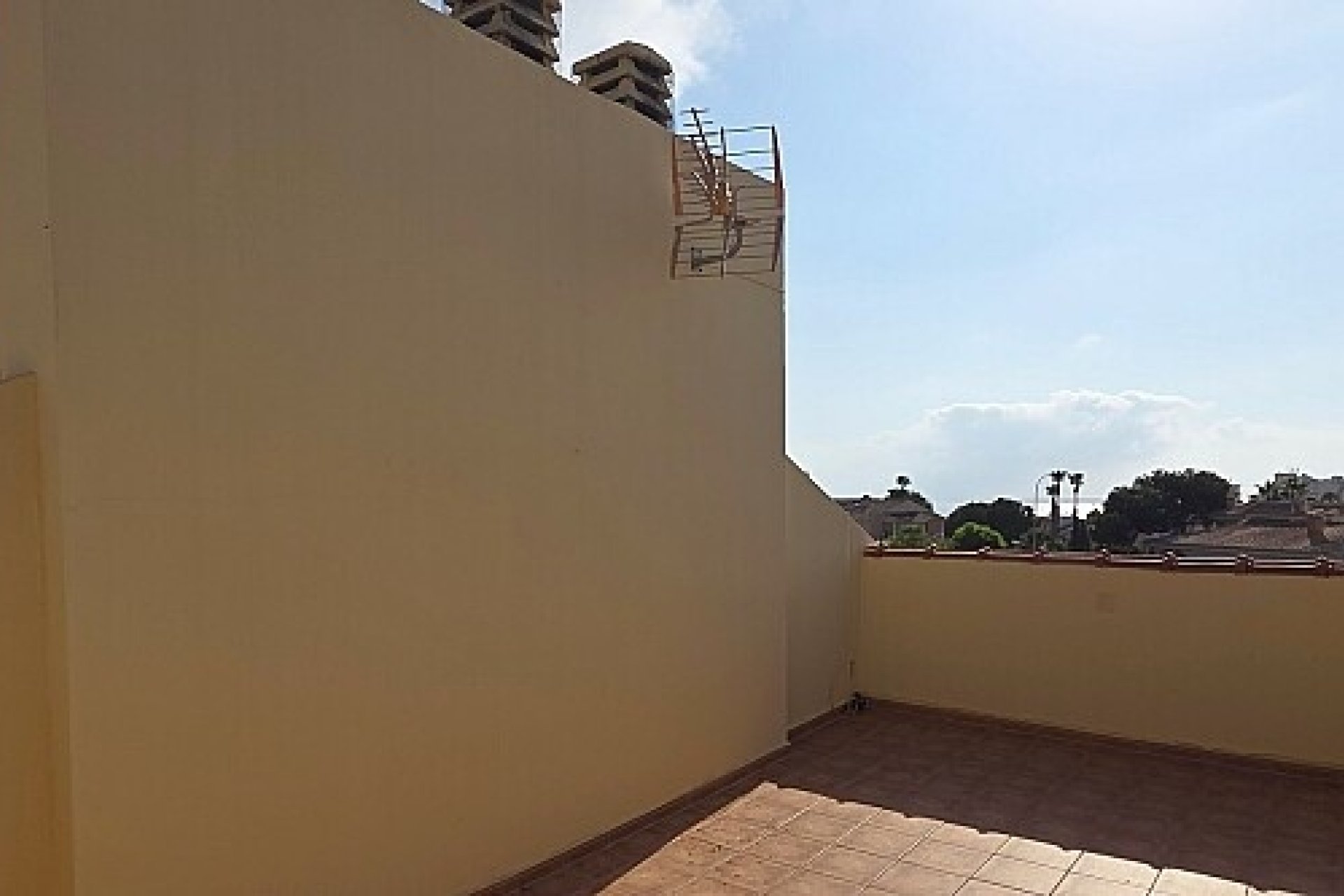 Resale - Townhouse - La Mata