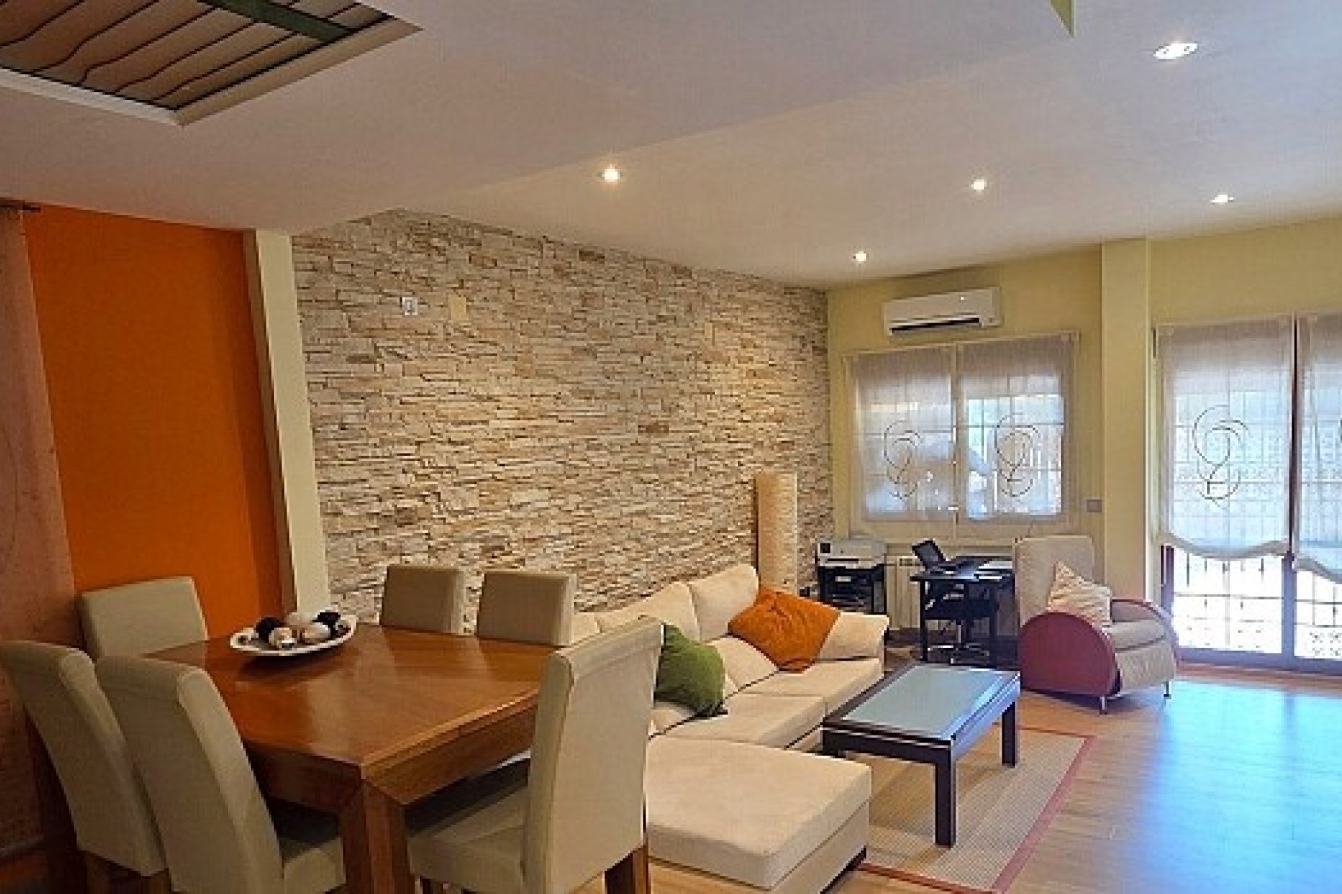 Resale - Townhouse - La Mata