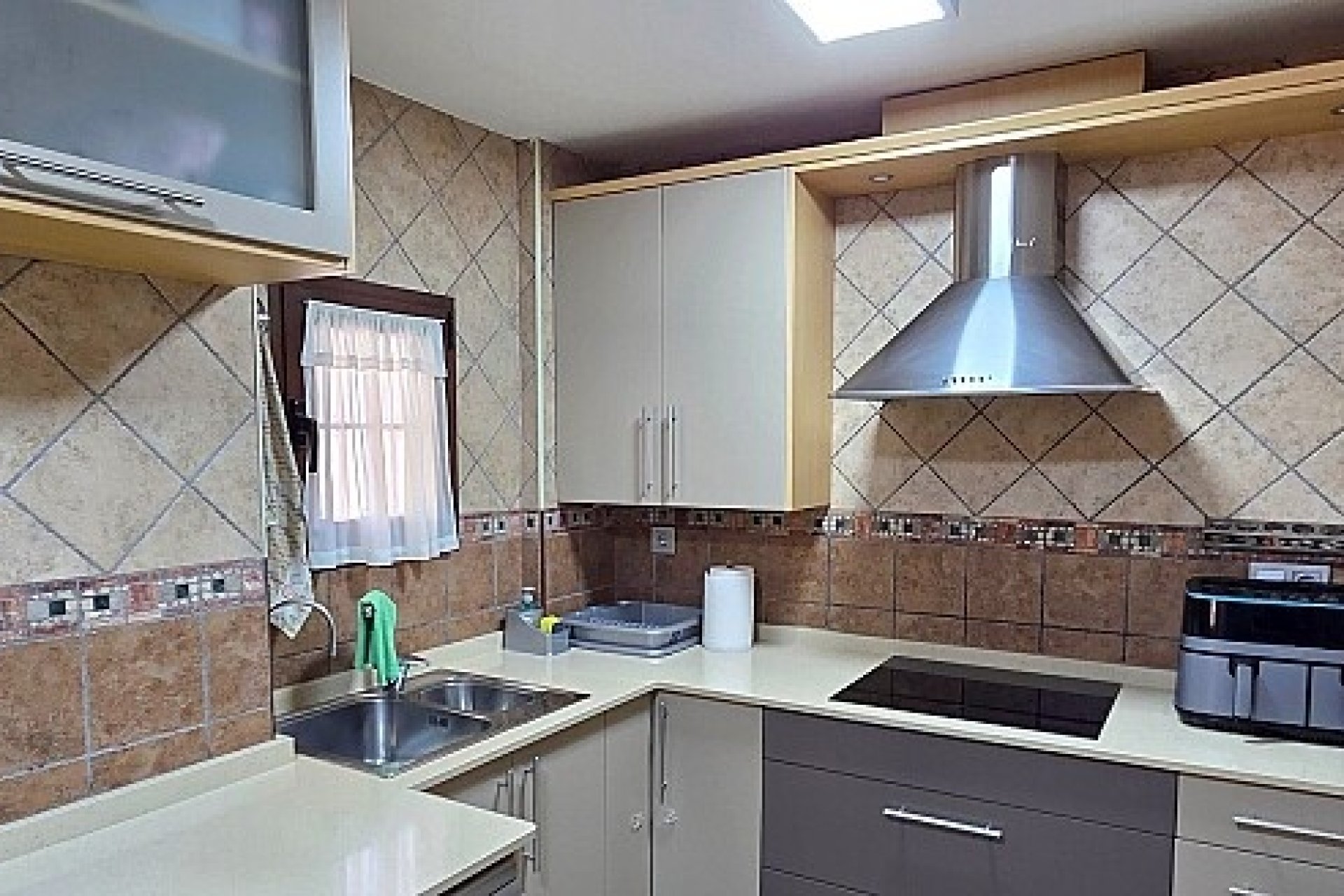 Resale - Townhouse - La Mata