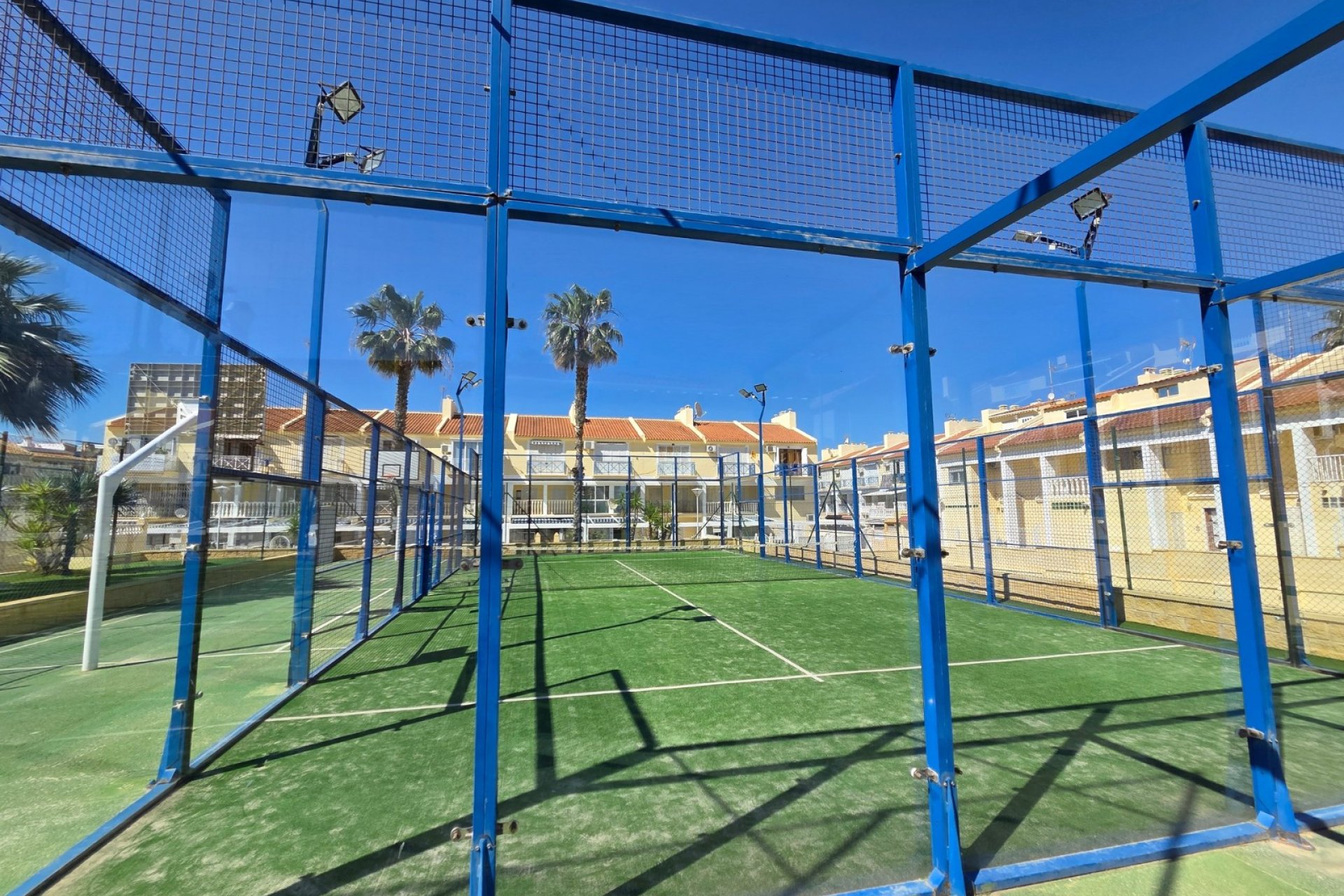 Resale - Townhouse - La Mata