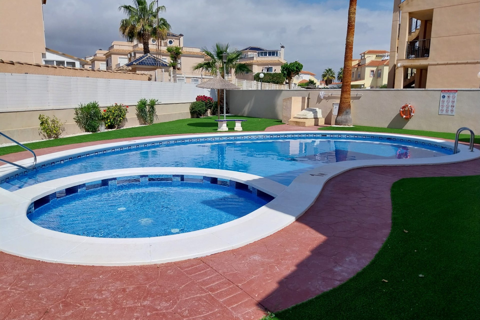 Resale - Townhouse - La Zenia