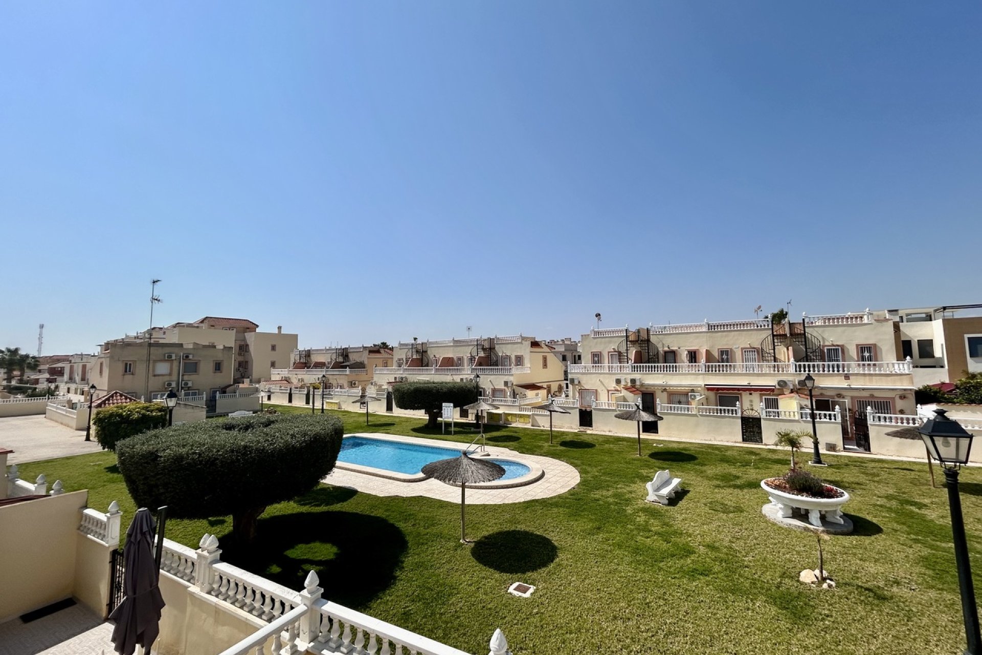 Resale - Townhouse - La Zenia