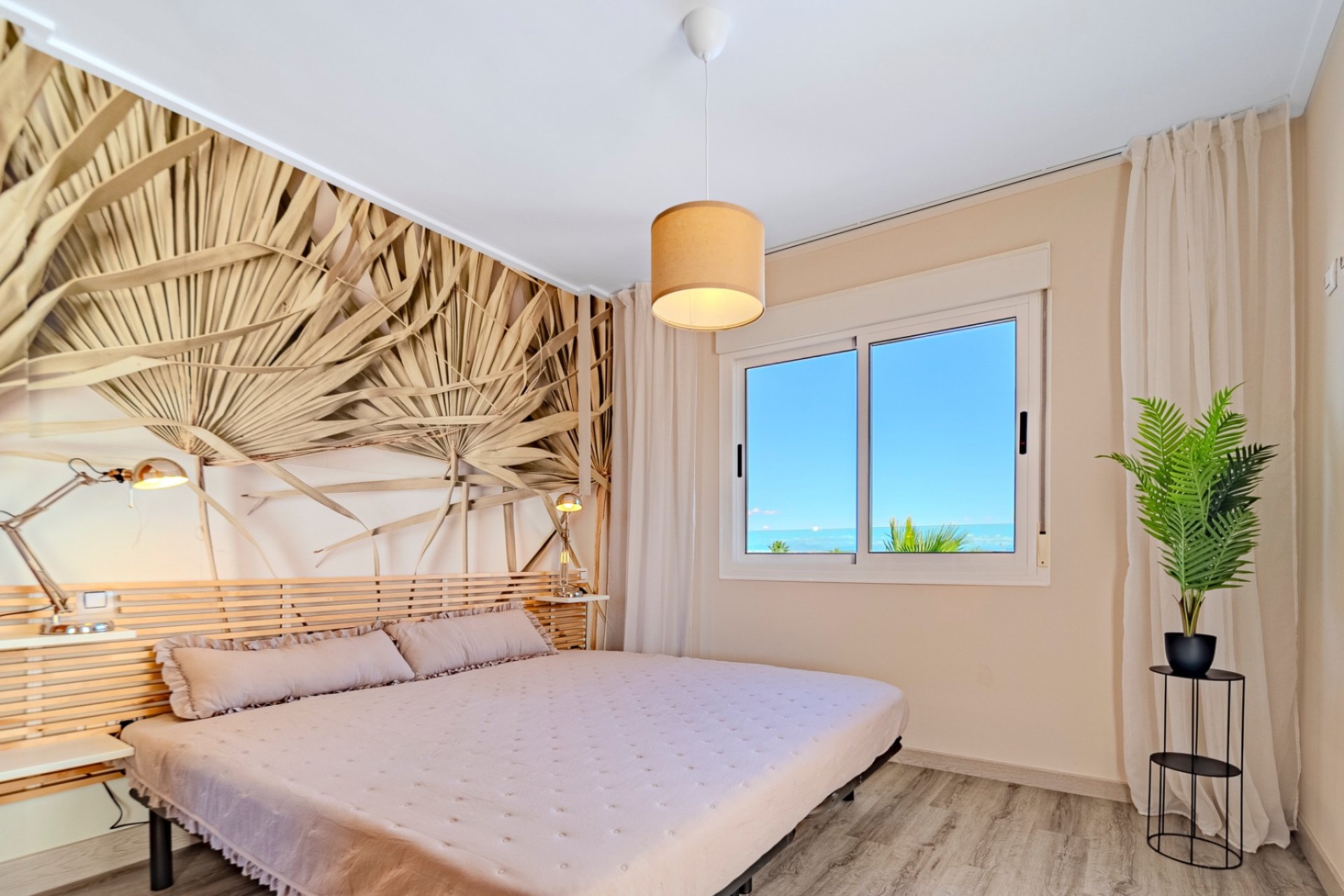 Resale - Townhouse - Los Balcones