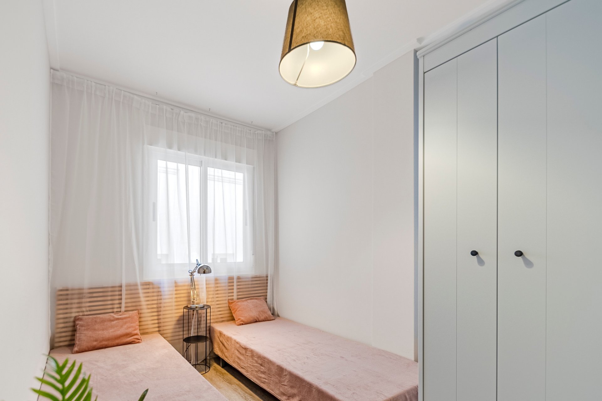 Resale - Townhouse - Los Balcones