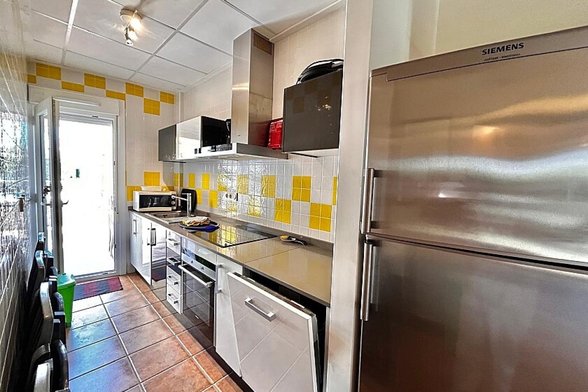 Resale - Townhouse - Mil Palmeras