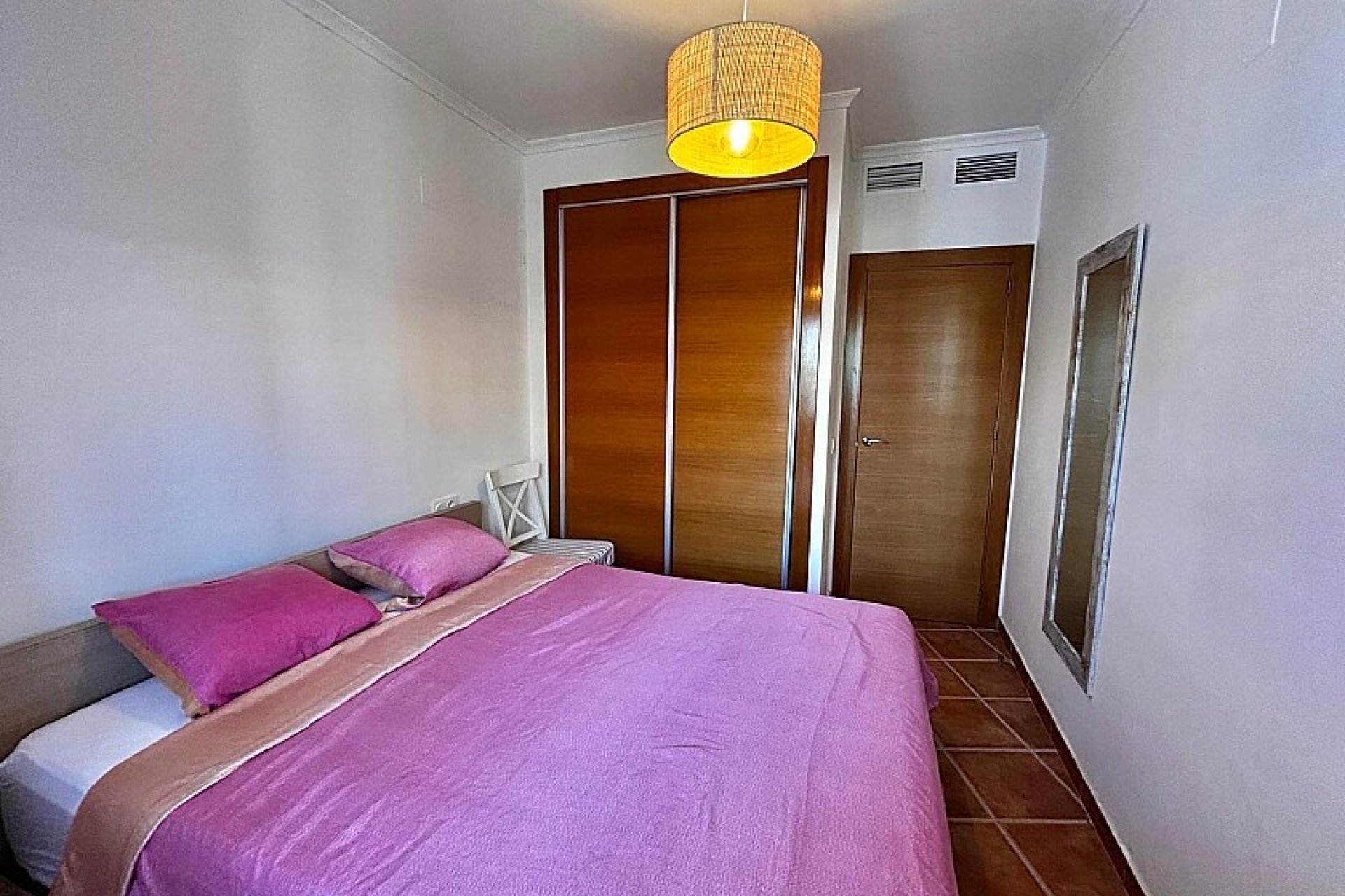 Resale - Townhouse - Mil Palmeras