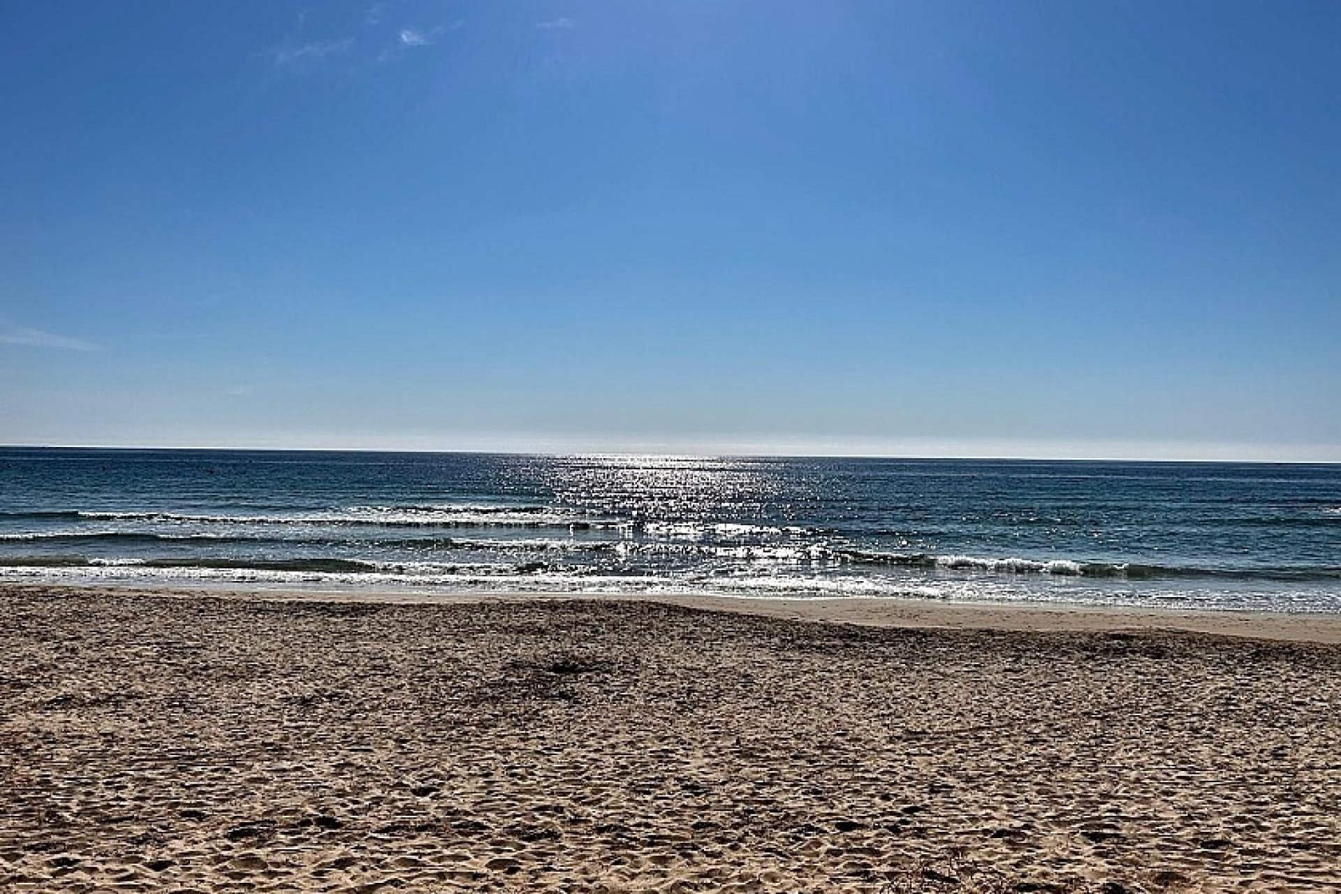 Resale - Townhouse - Mil Palmeras